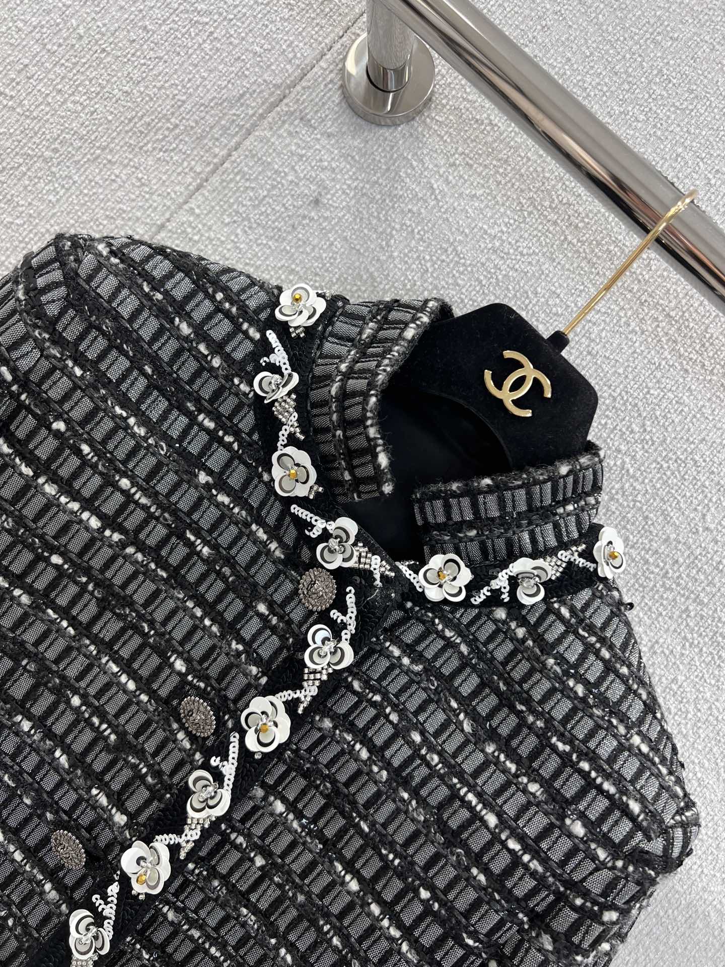 Chan 25fw tweed jacket