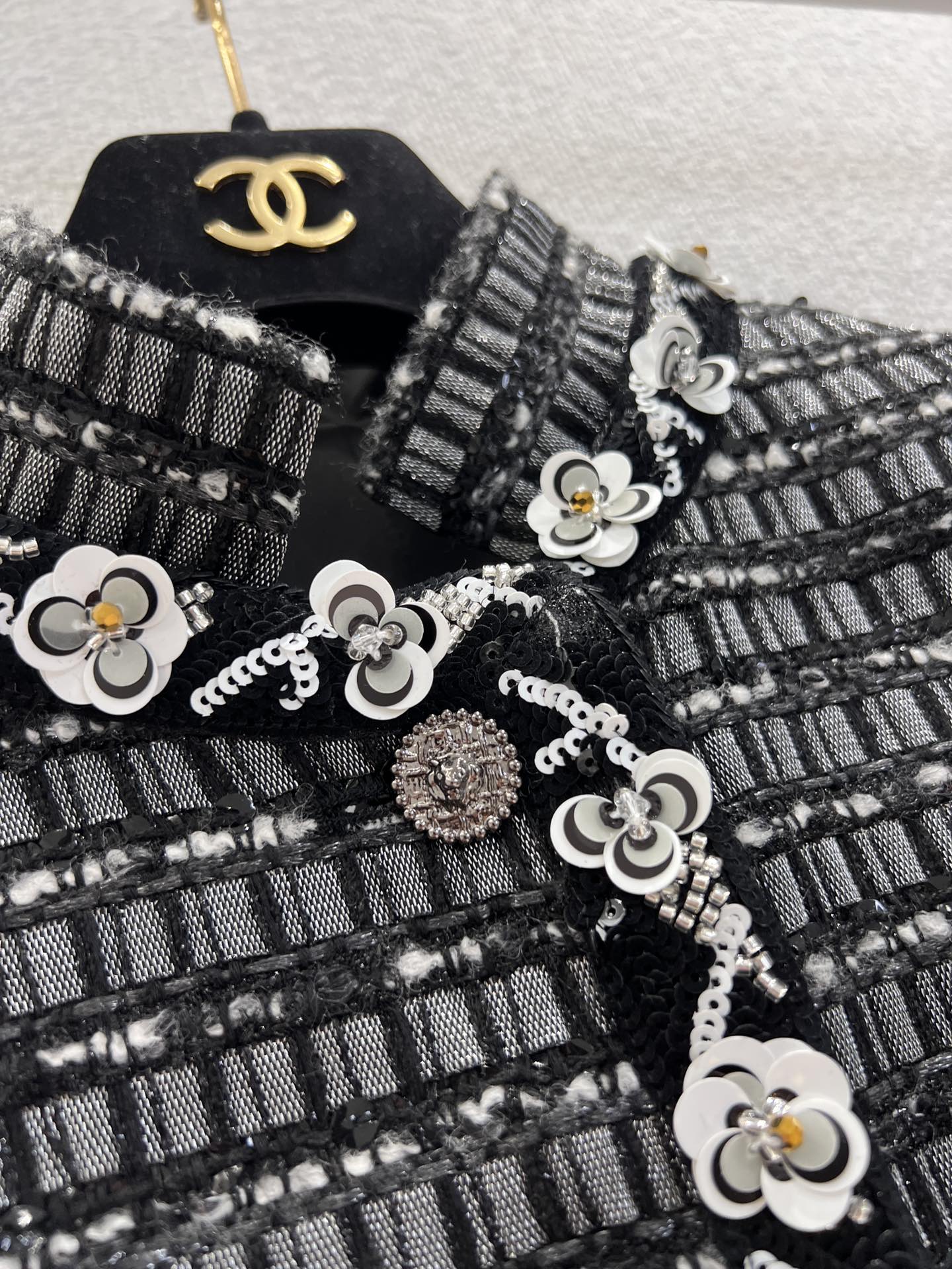 Chan 25fw tweed jacket