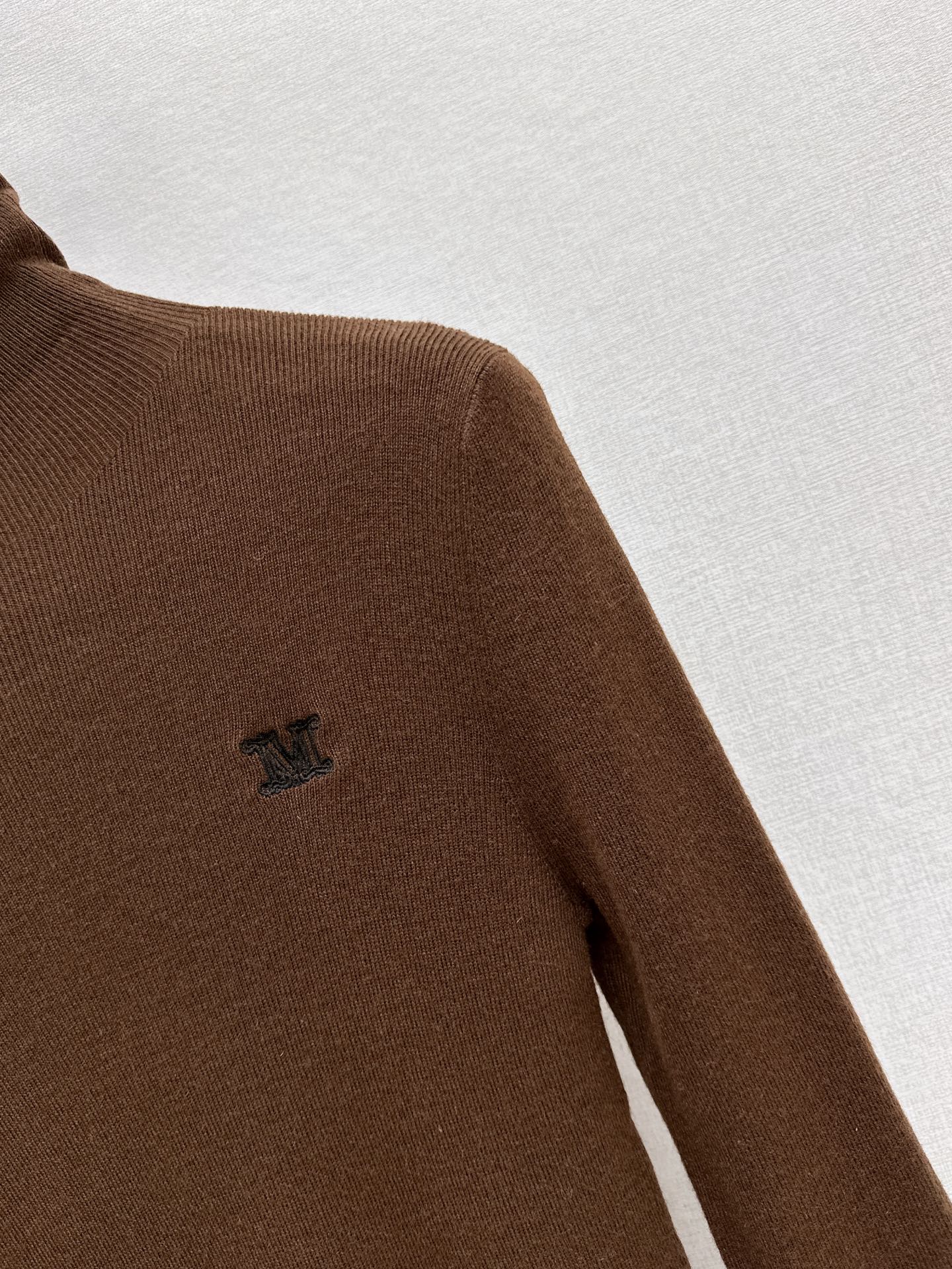 Max 25fw turtleneck base layer