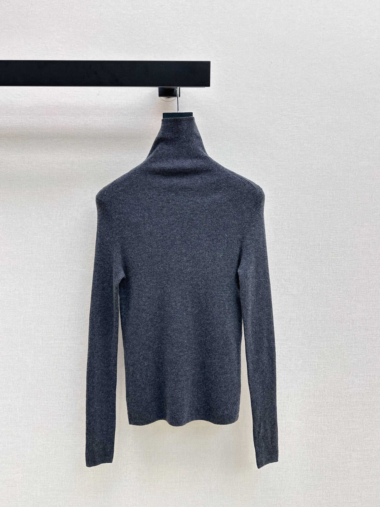 Max 25fw turtleneck base layer