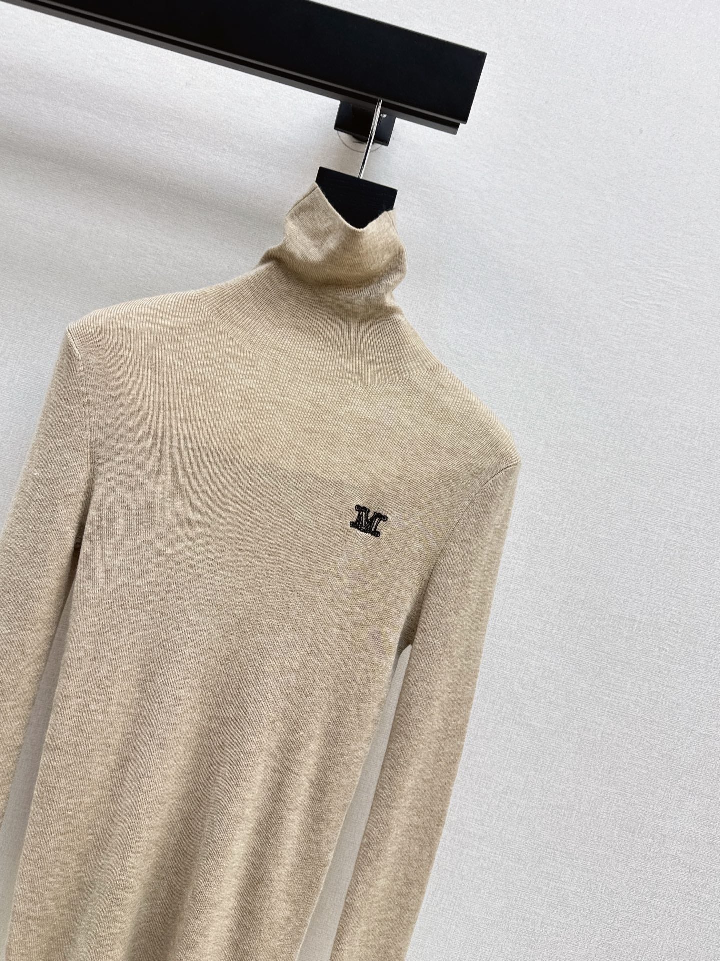 Max 25fw turtleneck base layer