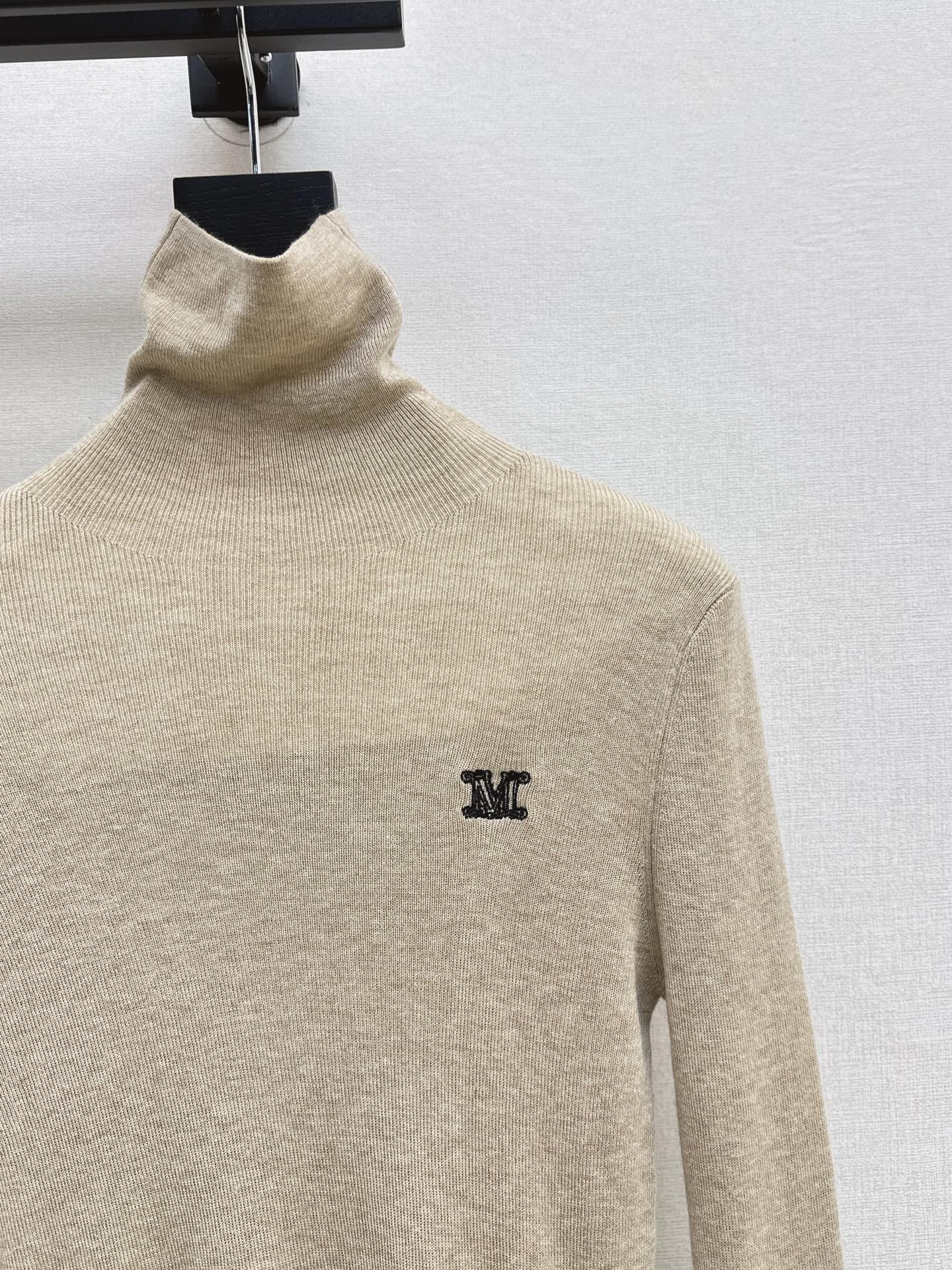 Max 25fw turtleneck base layer