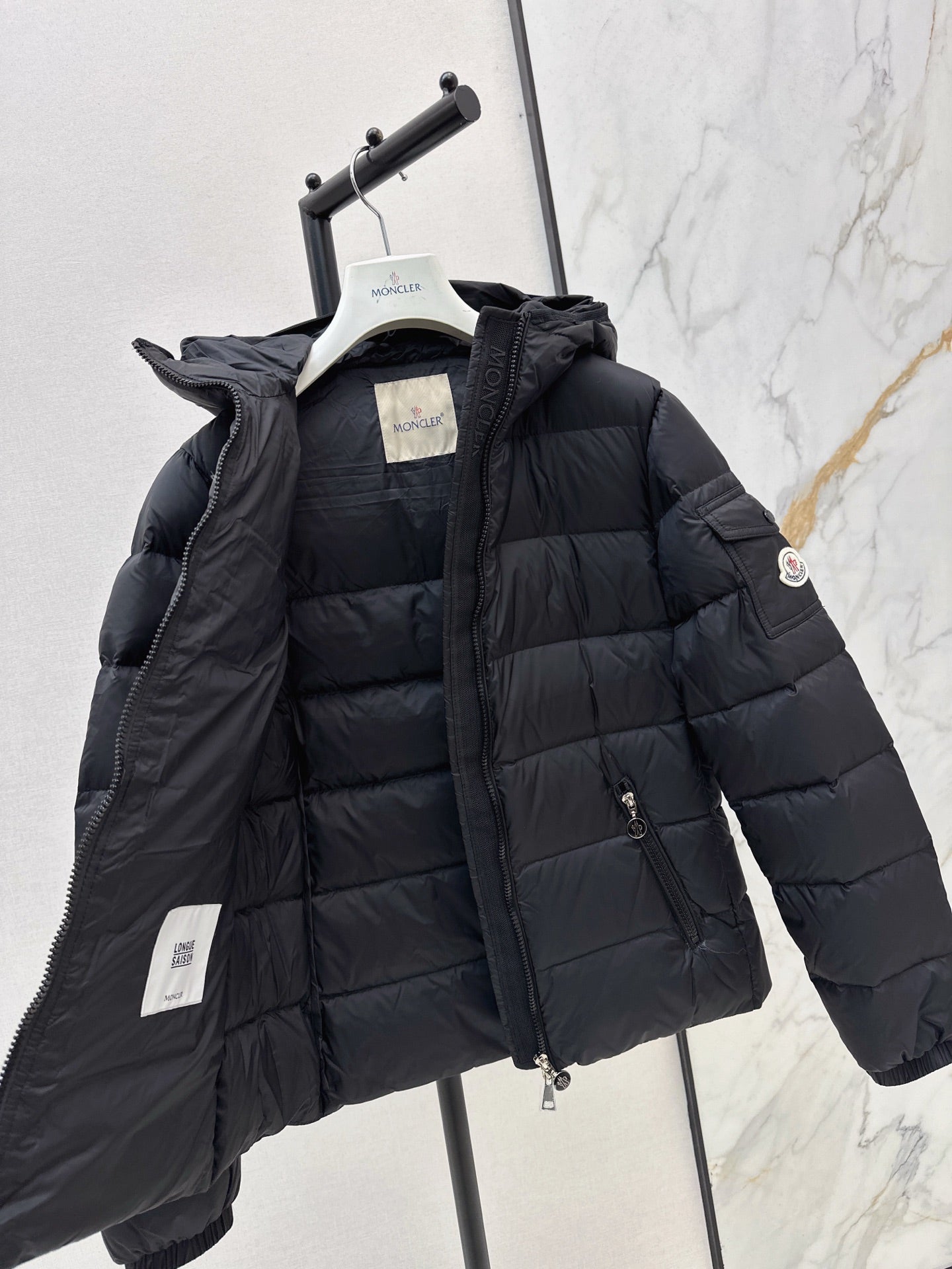 Monc 25fw down jacket