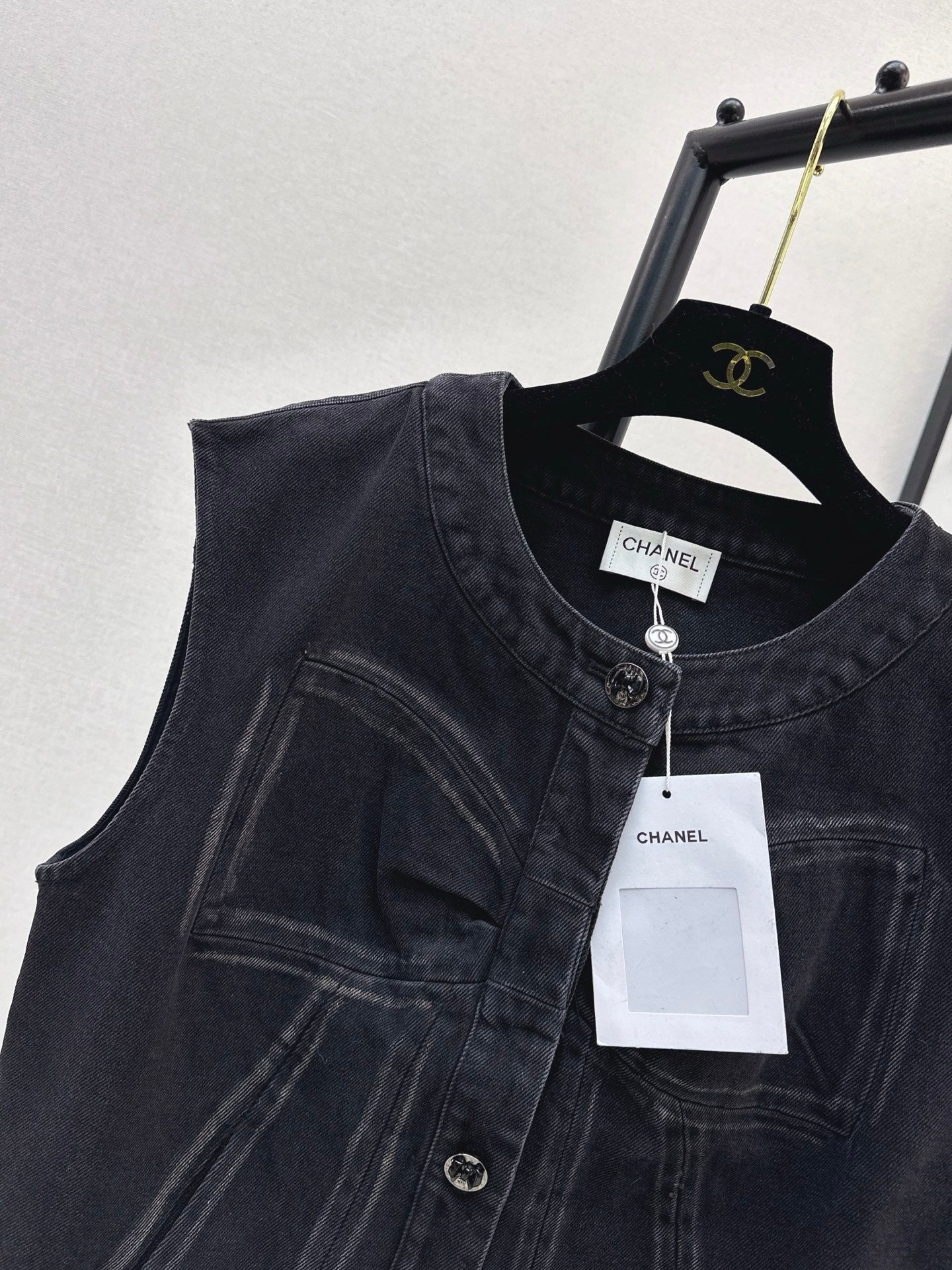 Chan 25fw bow print denim vest