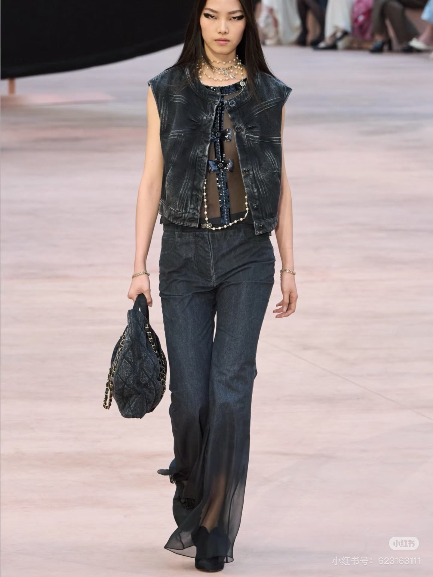 Chan 25fw bow print denim vest