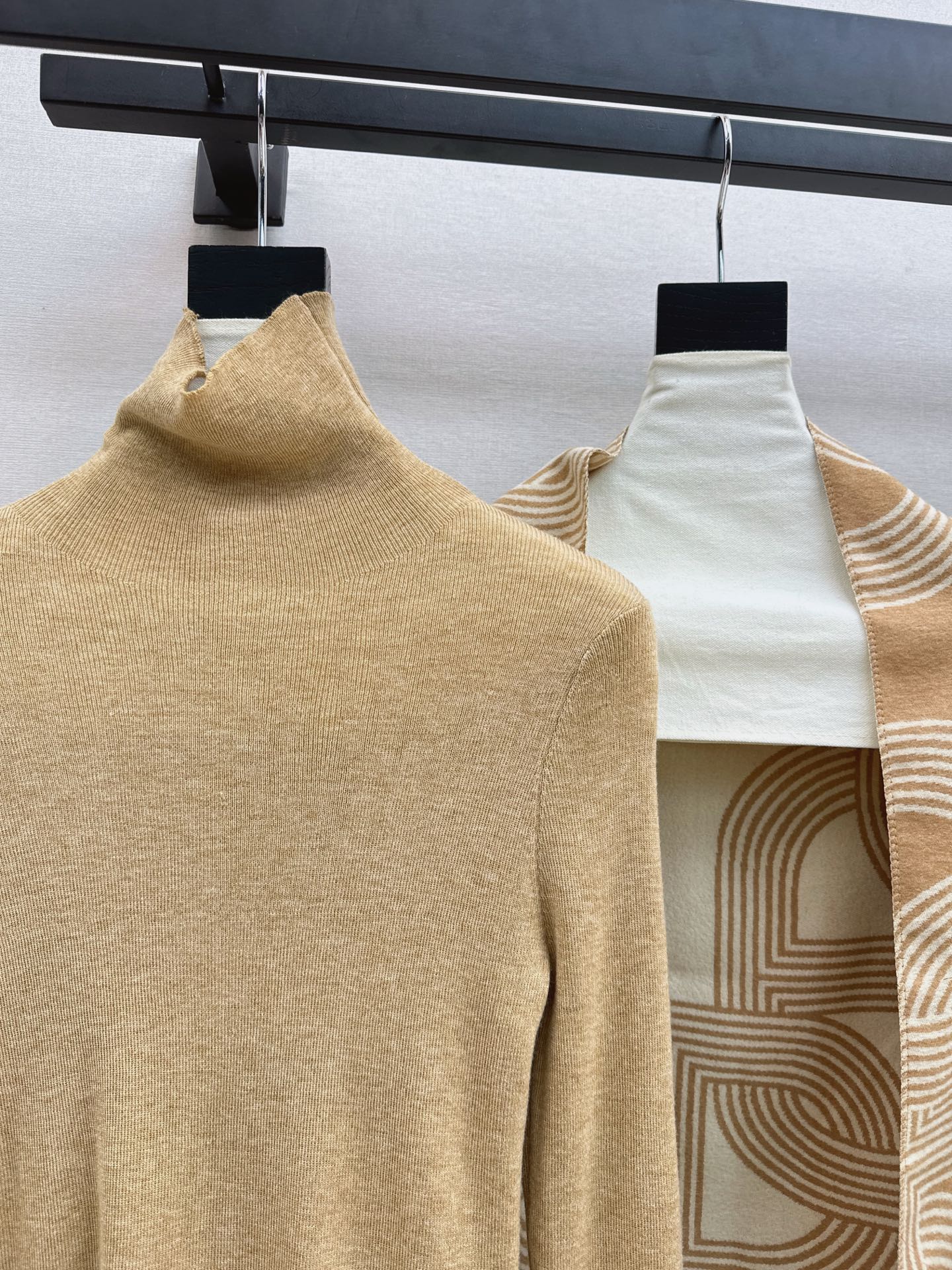 Herm 25fw base layer+shawl pants set