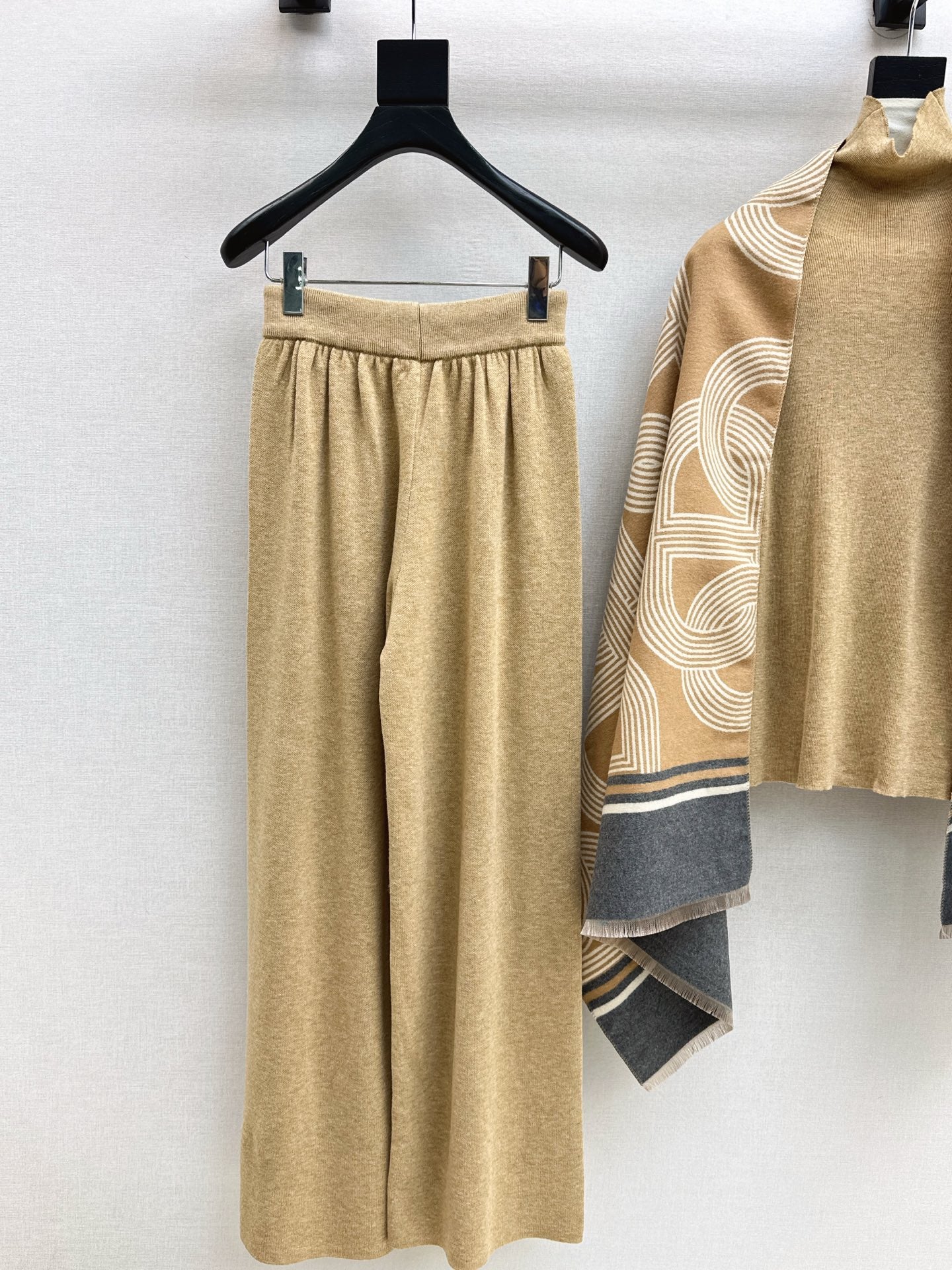 Herm 25fw base layer+shawl pants set