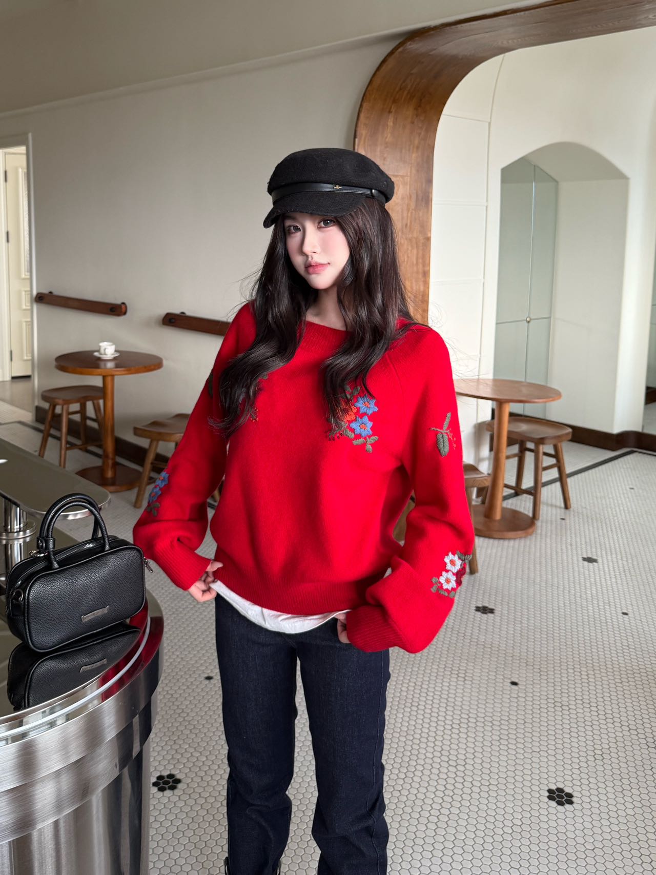 Gucc 25fw embroidery sweater