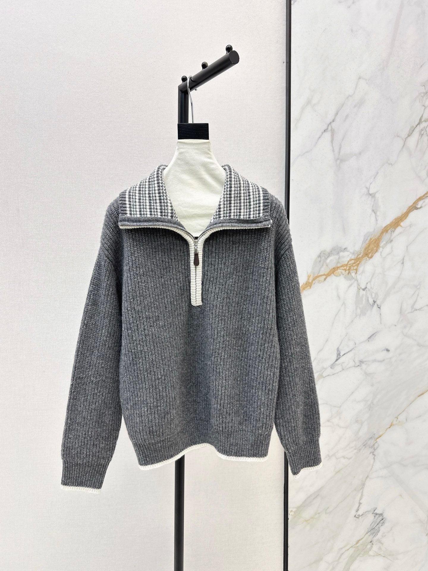 Loro 25fw knit sweater