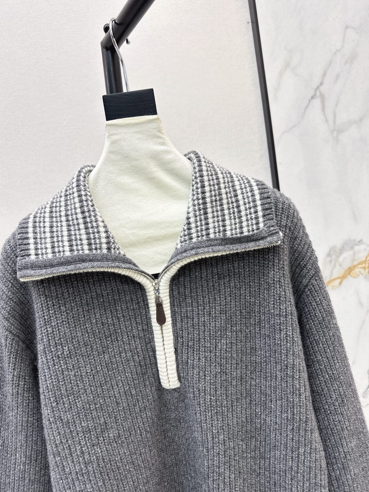 Loro 25fw knit sweater