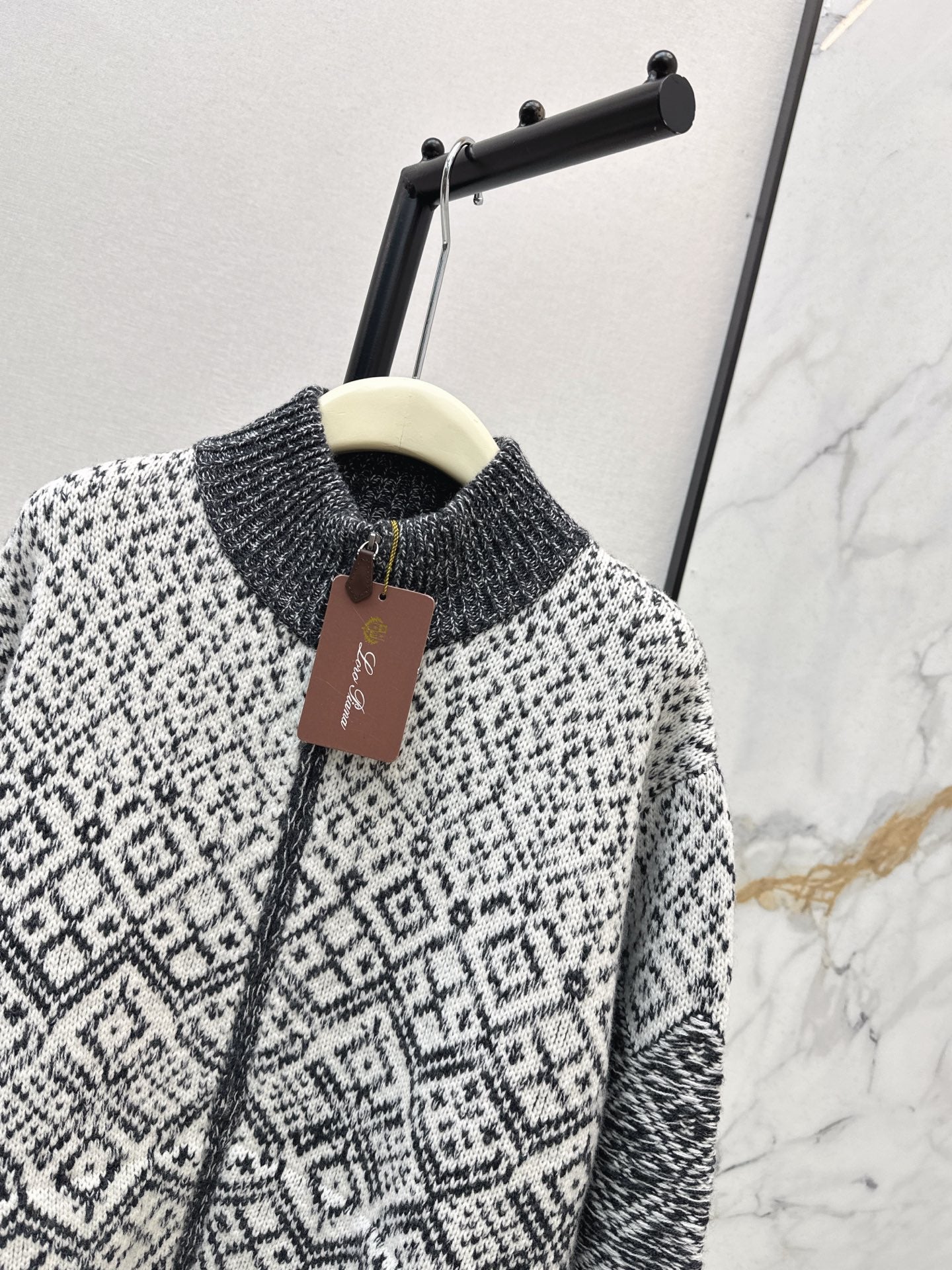 Loro 25fw christmas jacket