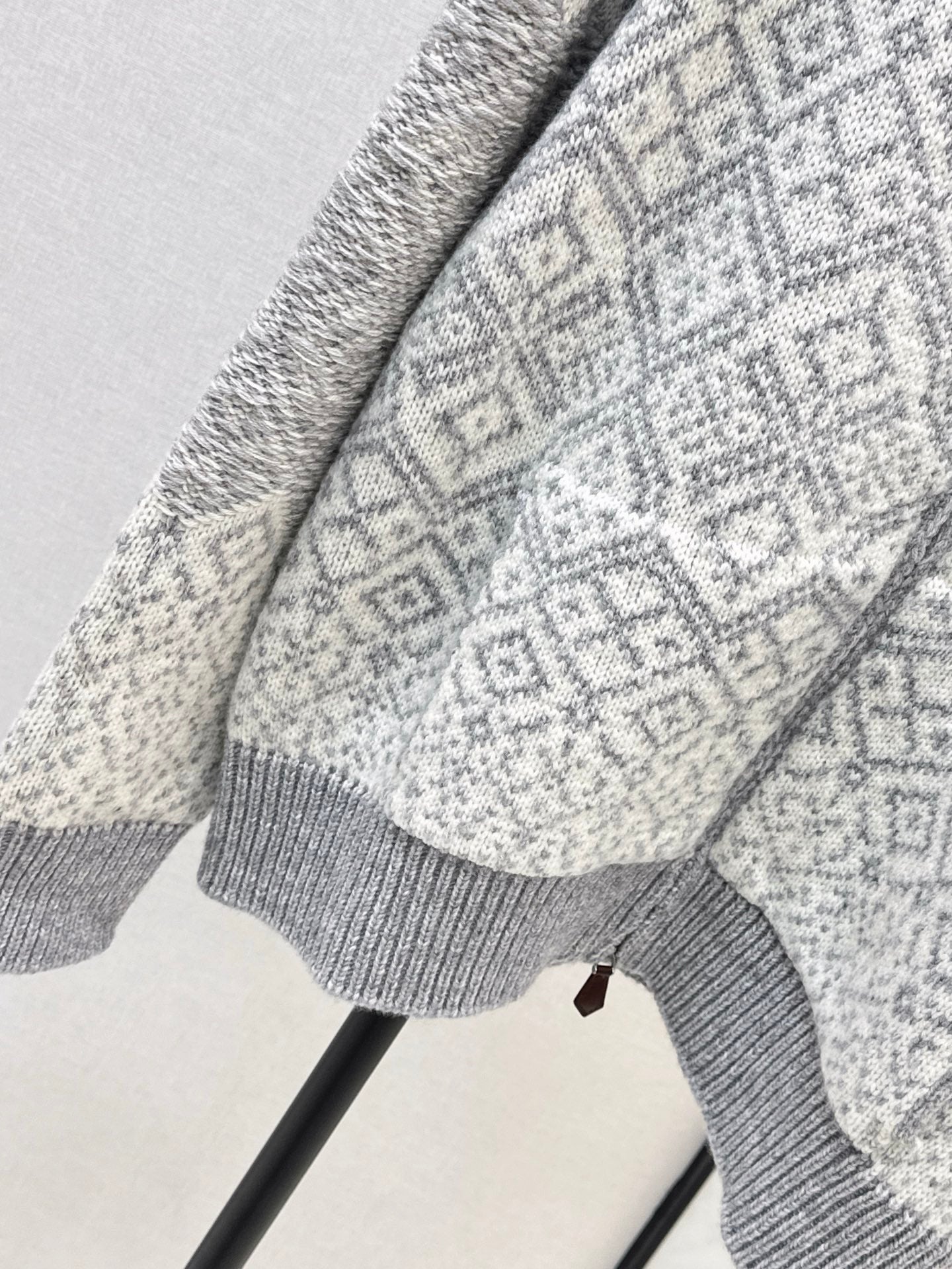 Loro 25fw christmas jacket