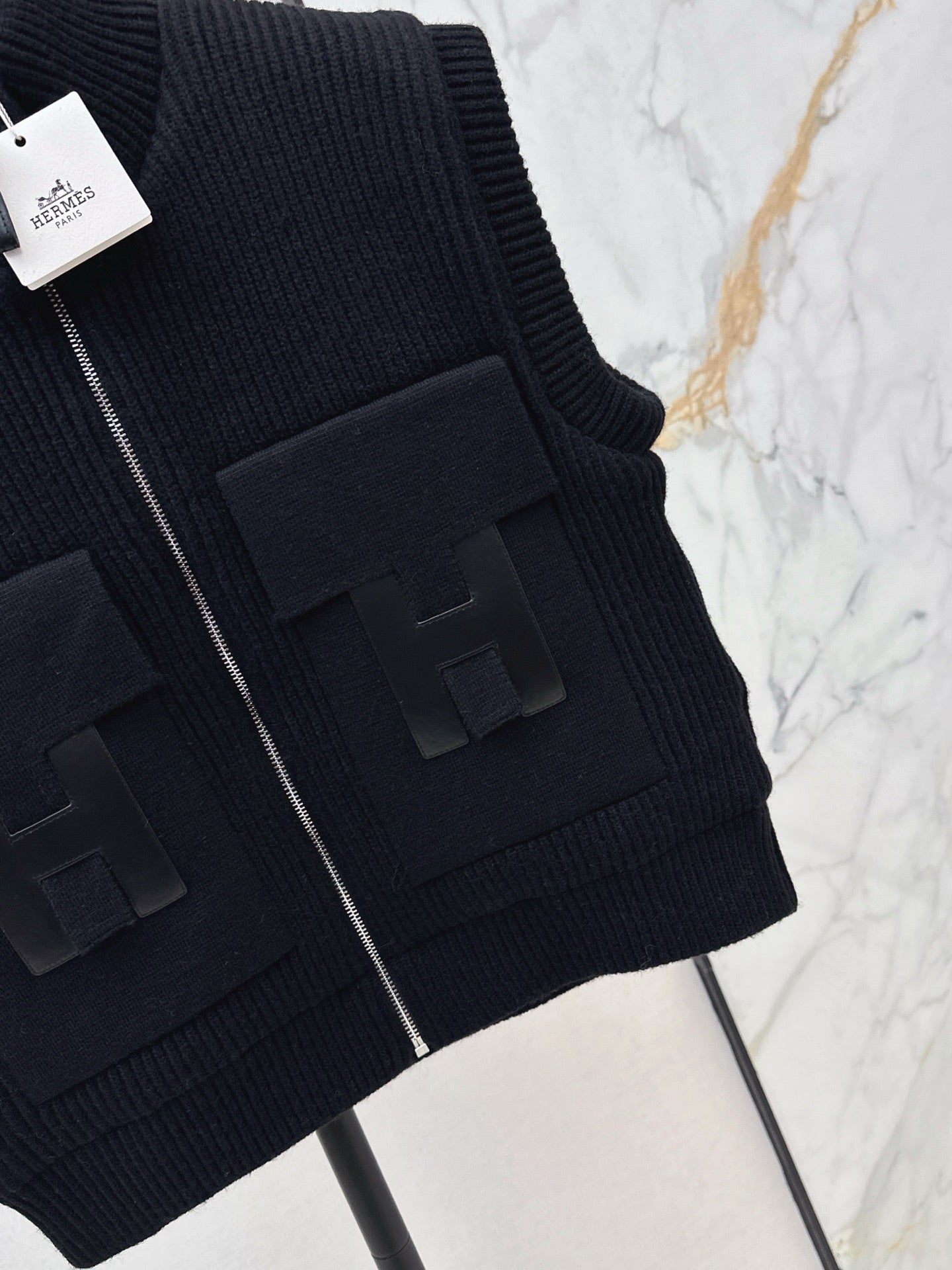 Herm 25fw knit veats