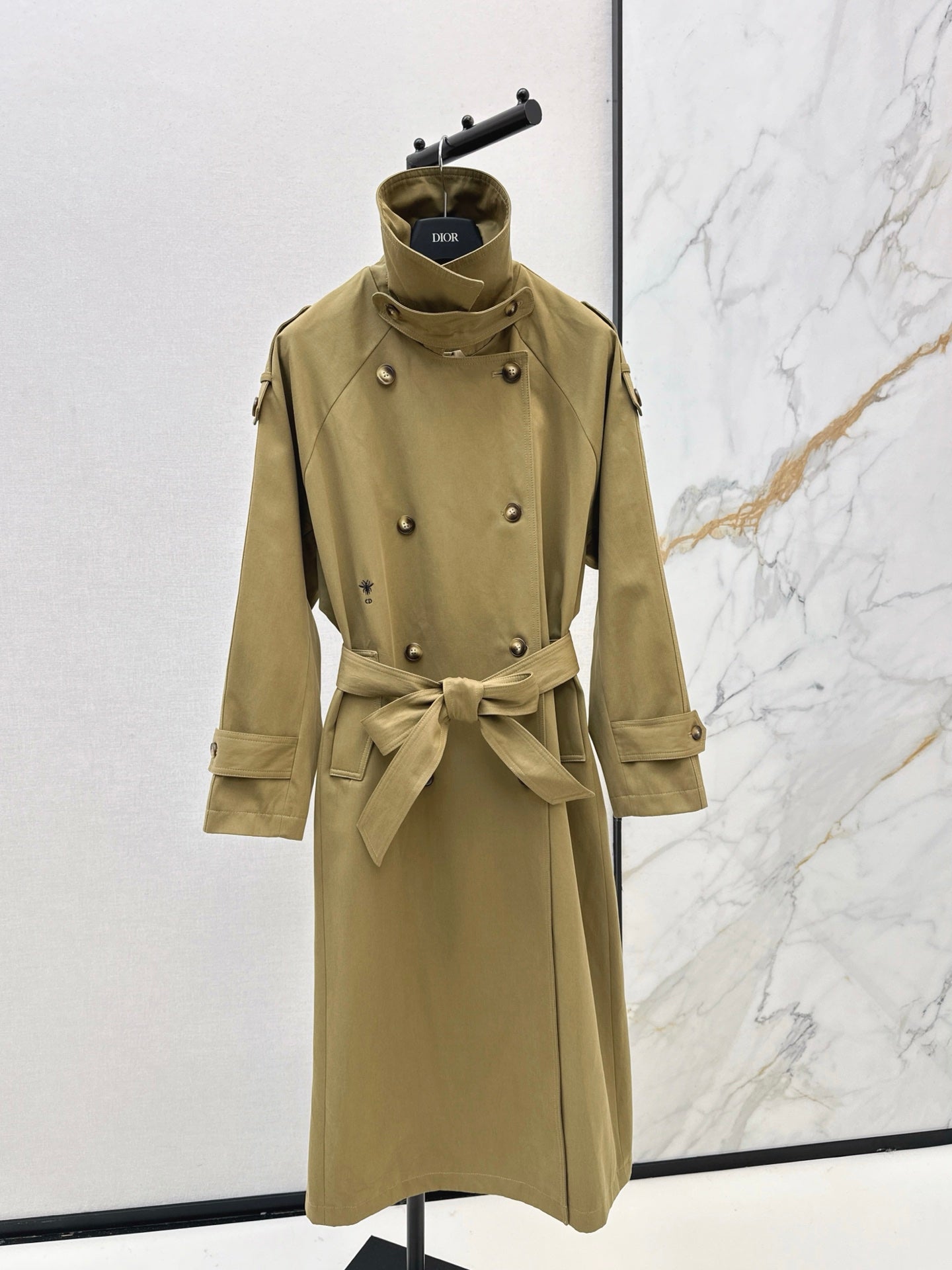 CD 25fw trench coats