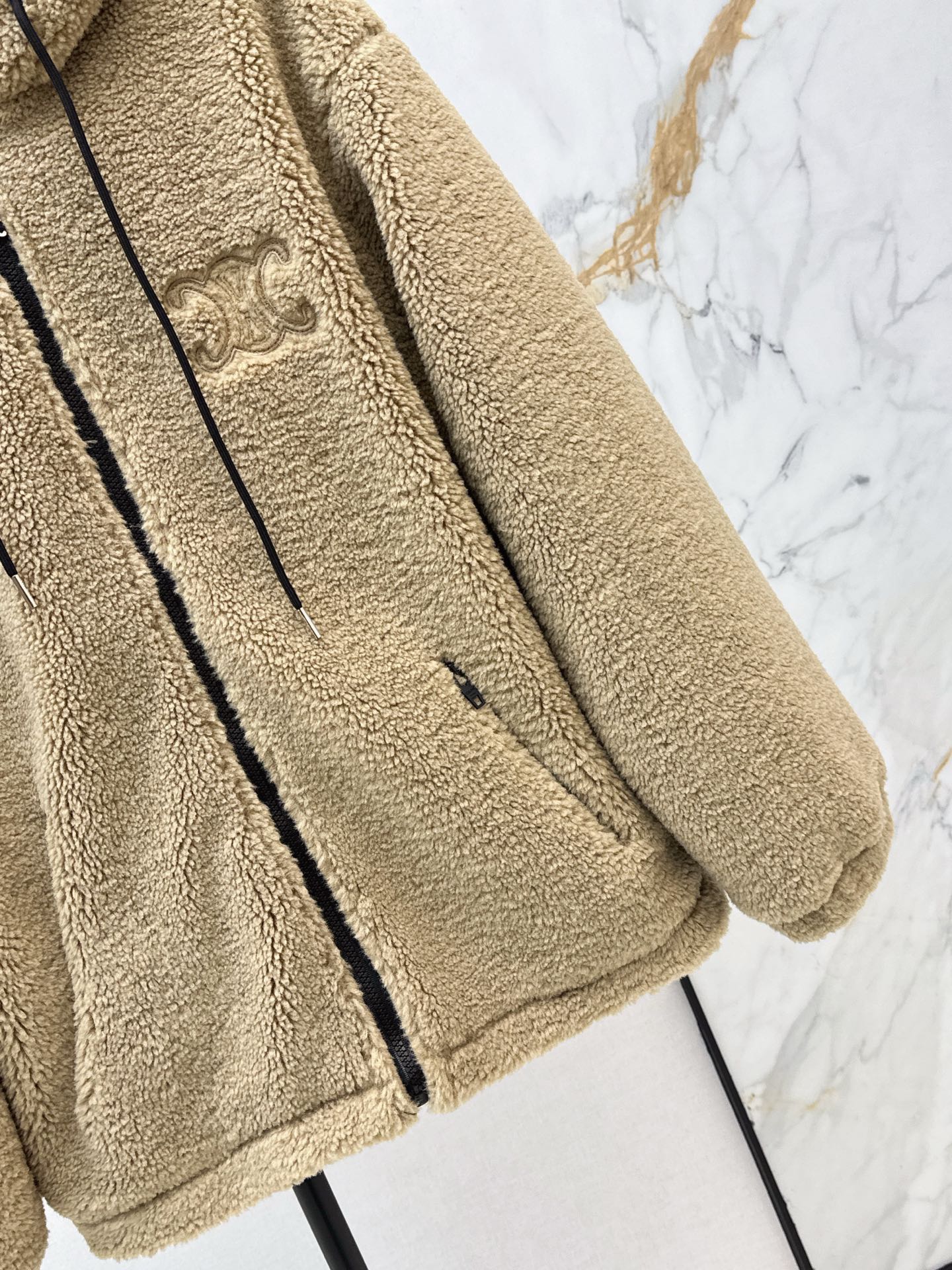 Celi 25fw hooded fleece jacket