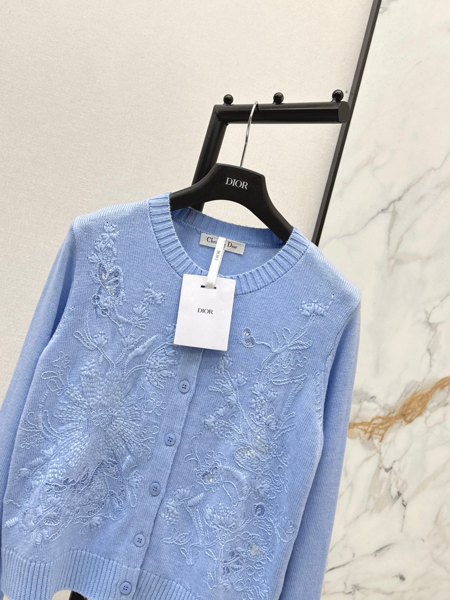 CD 25fw embroidery cardigan