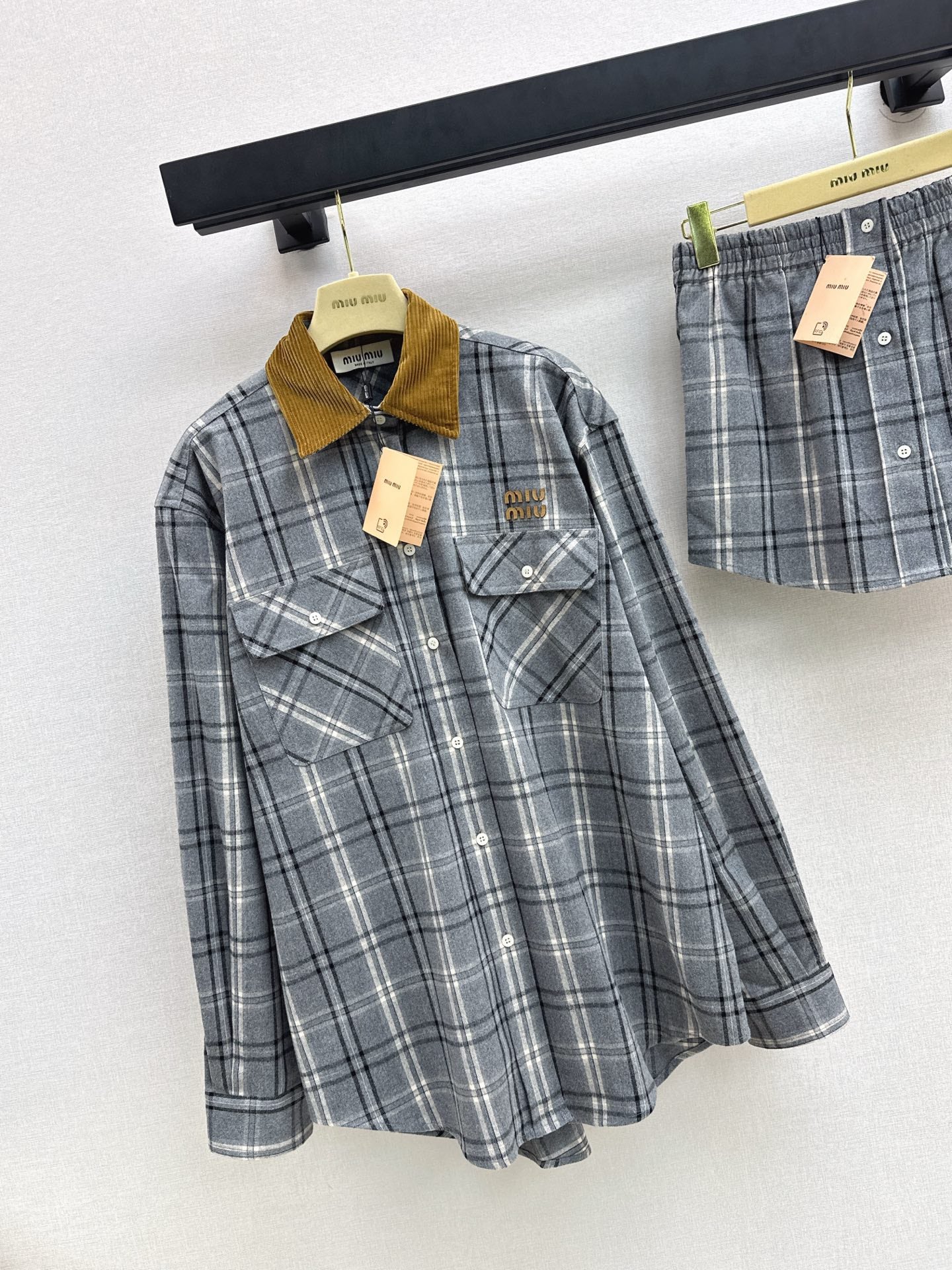 Miu 25fw vintage plaid shirt