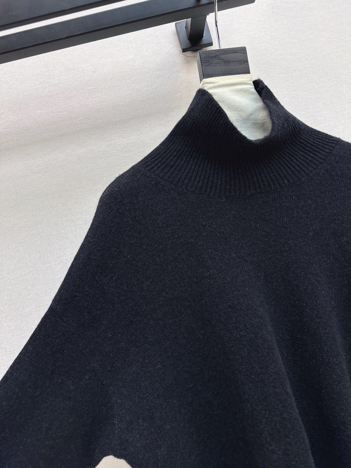 Celi 25fw turtleneck sweater