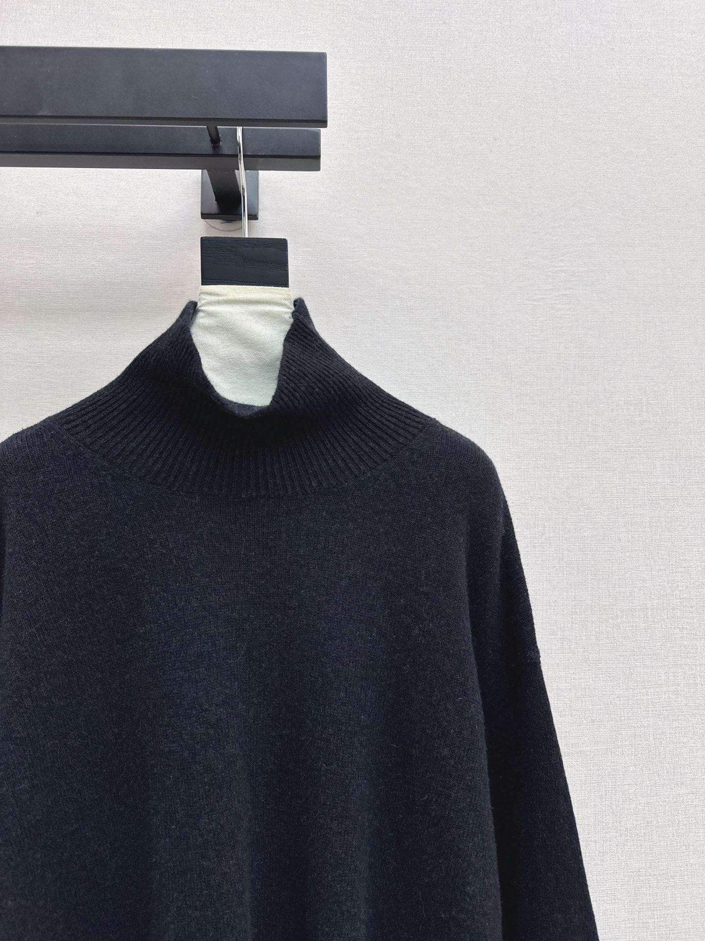Celi 25fw turtleneck sweater