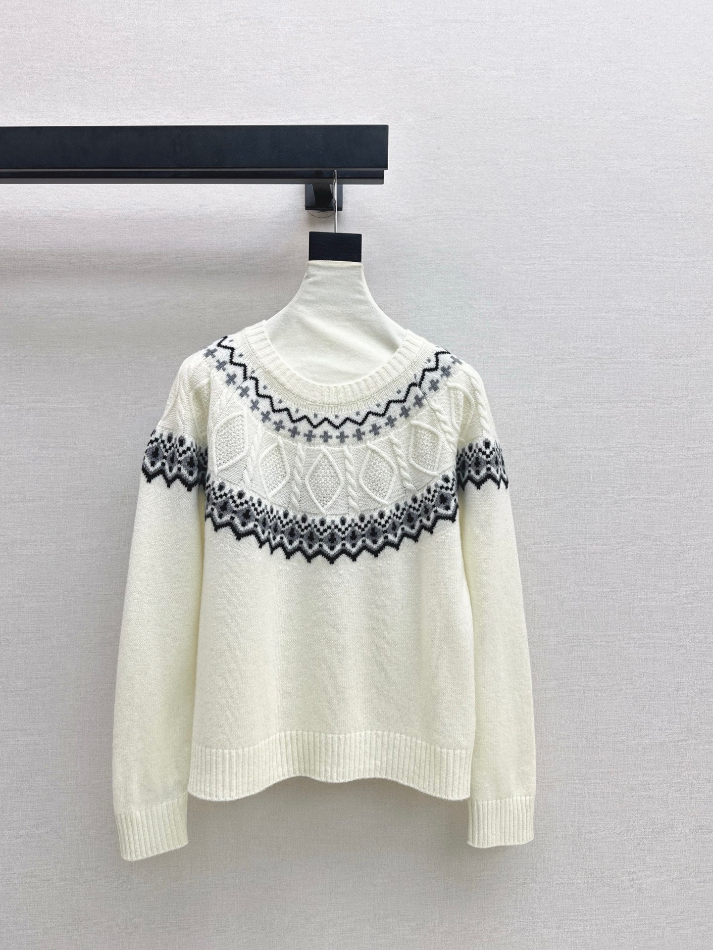 Loro 25fw fair isle sweater