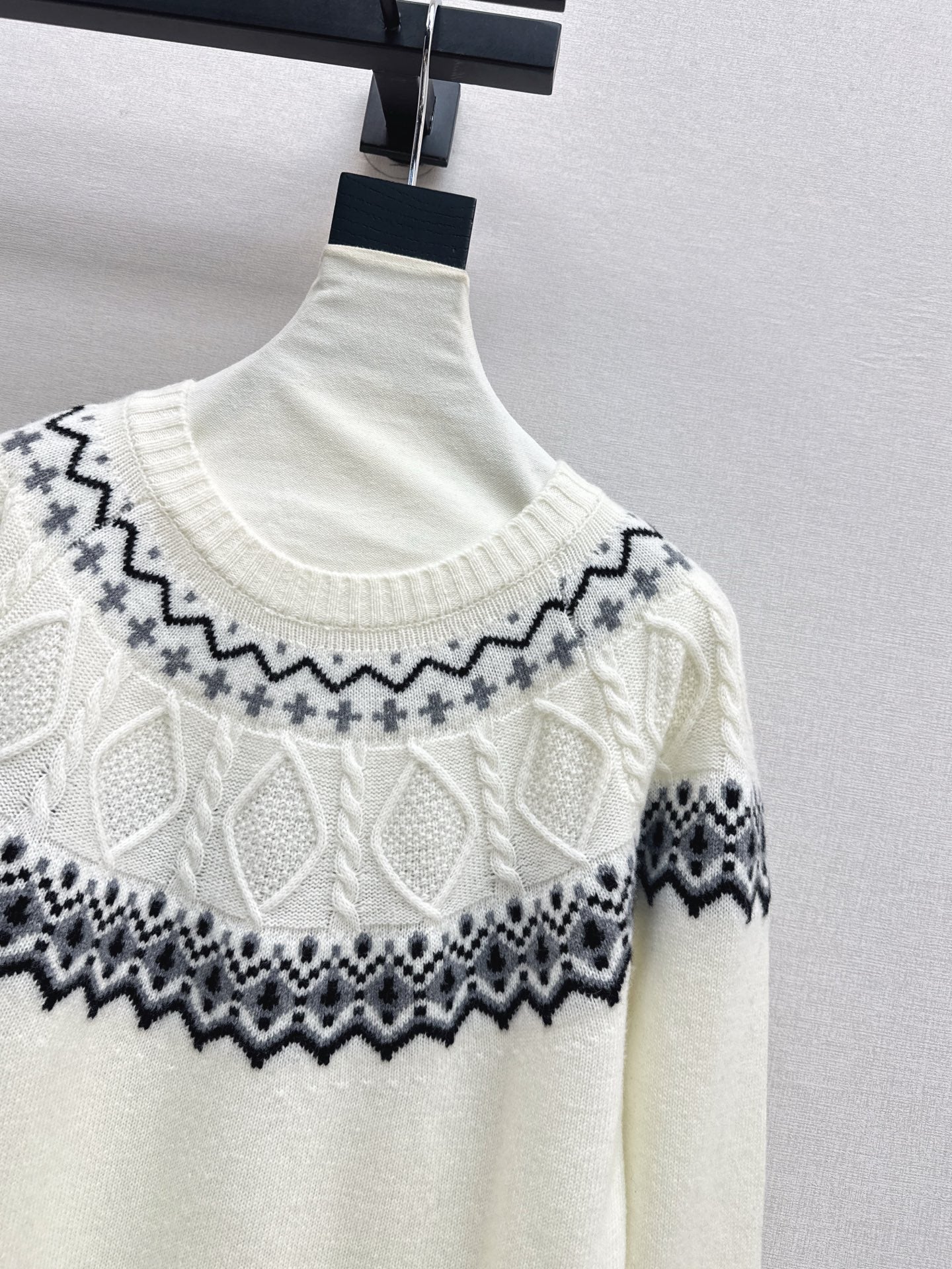 Loro 25fw fair isle sweater