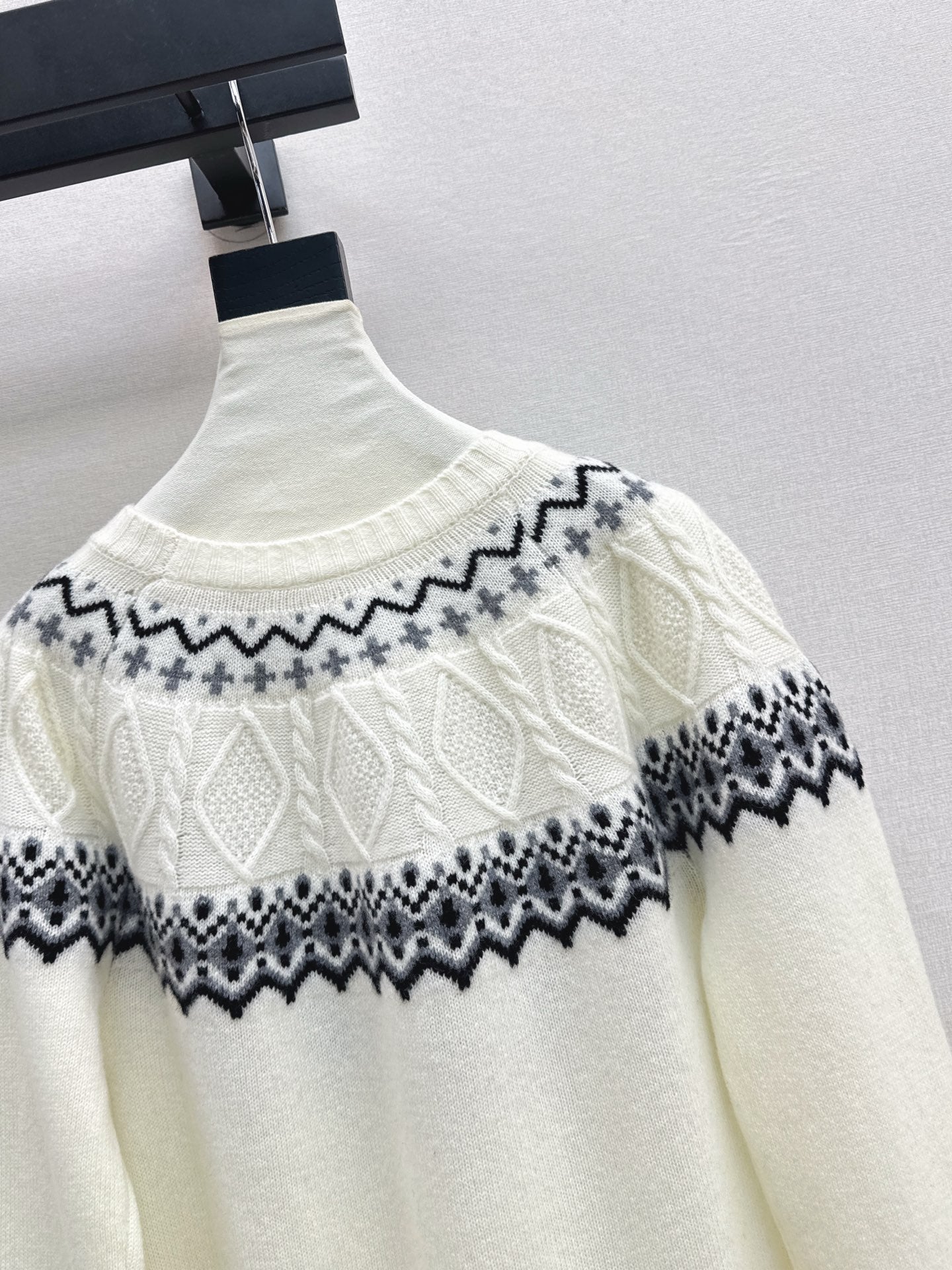Loro 25fw fair isle sweater