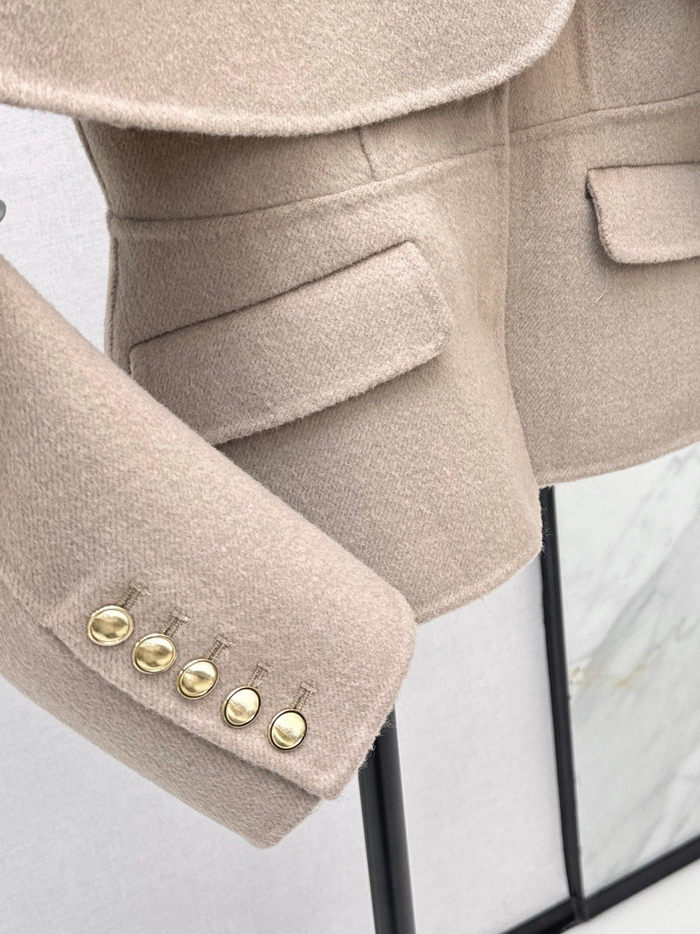 Loro 25fw cape coats