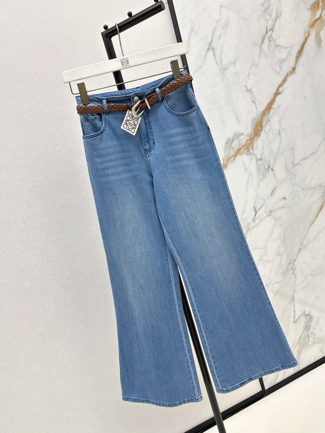Loe 25fw jeans with woven belt