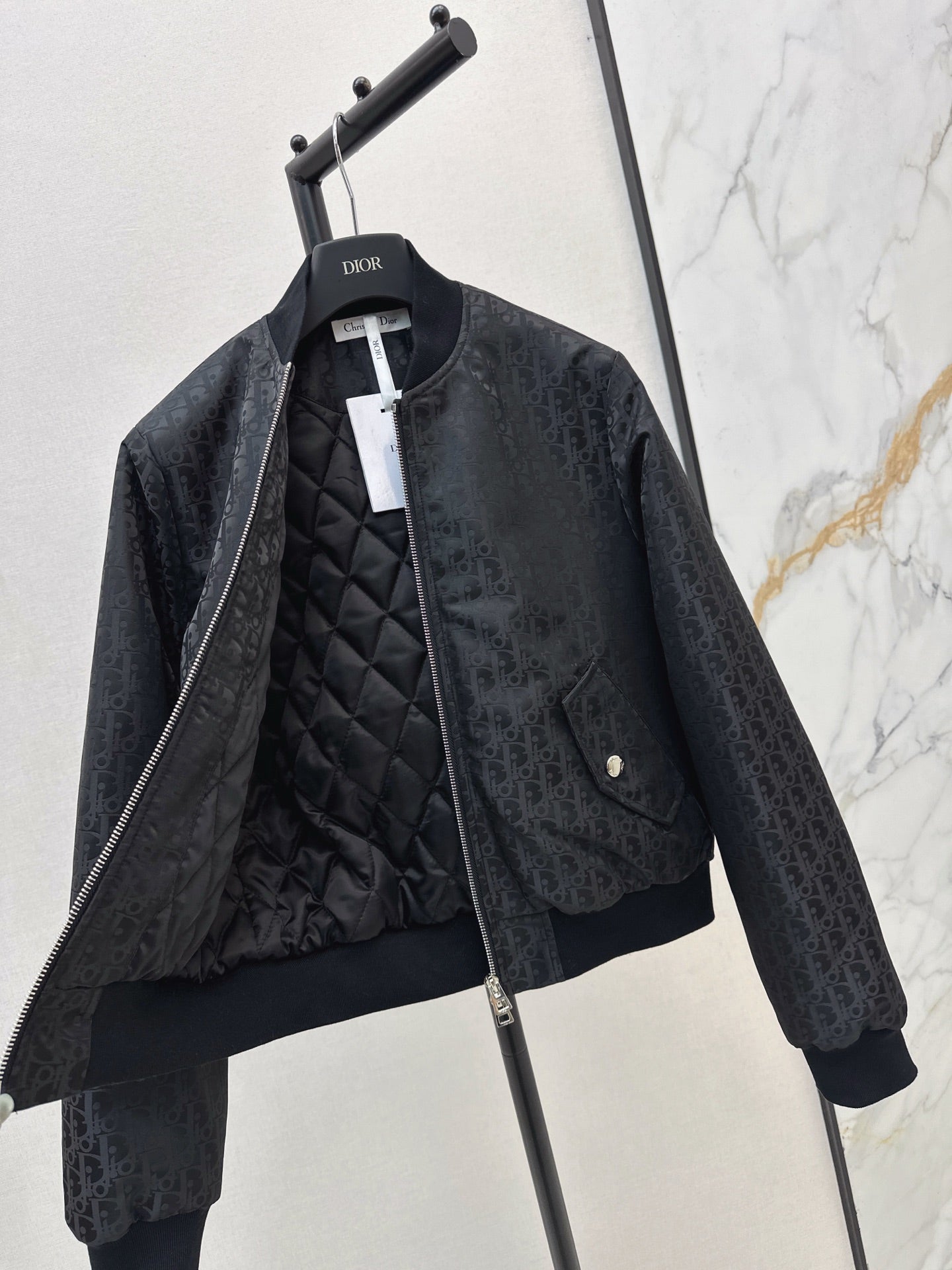 CD 25fw jacquard bomber jacket