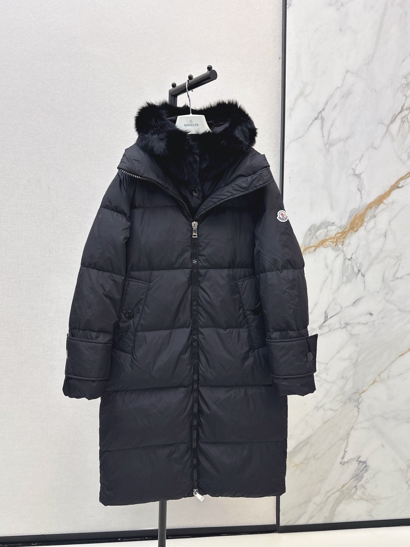 Monc 25fw down jacket