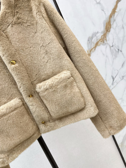 Celi 25fw fleece jacket