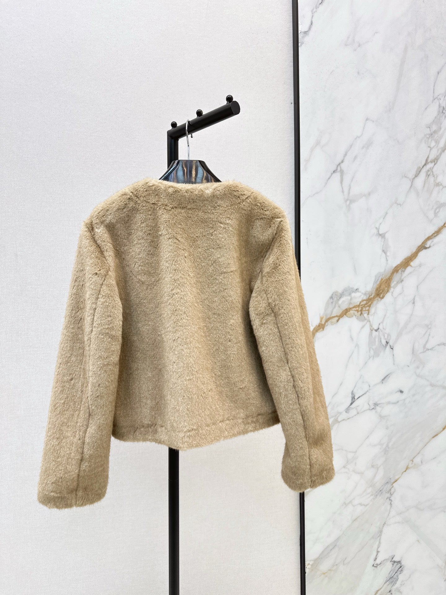 Celi 25fw fleece jacket