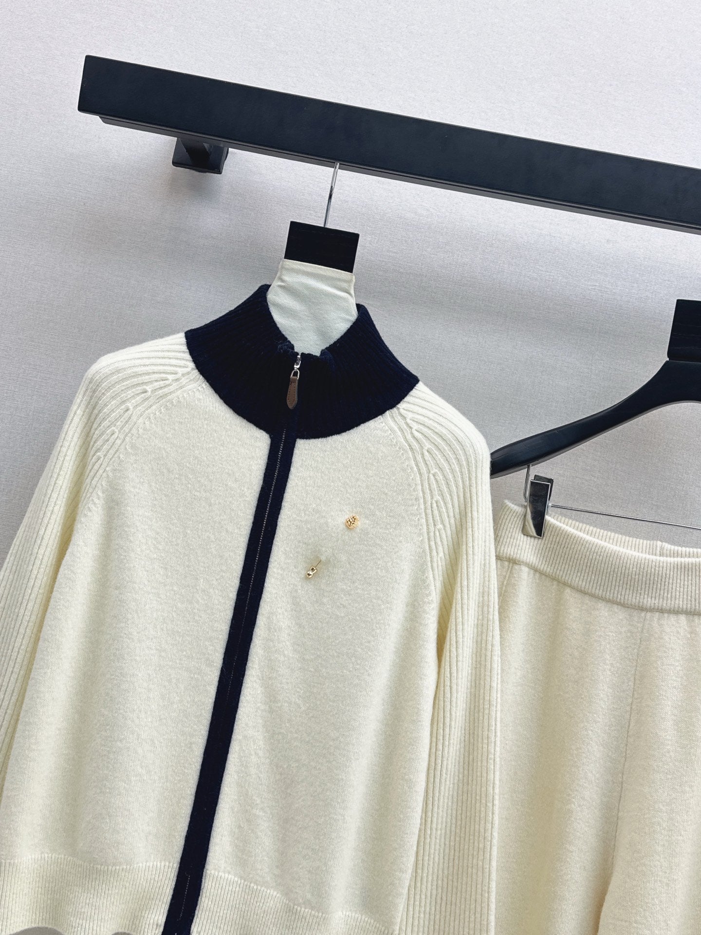 Loro 25fw knit jacket pants set