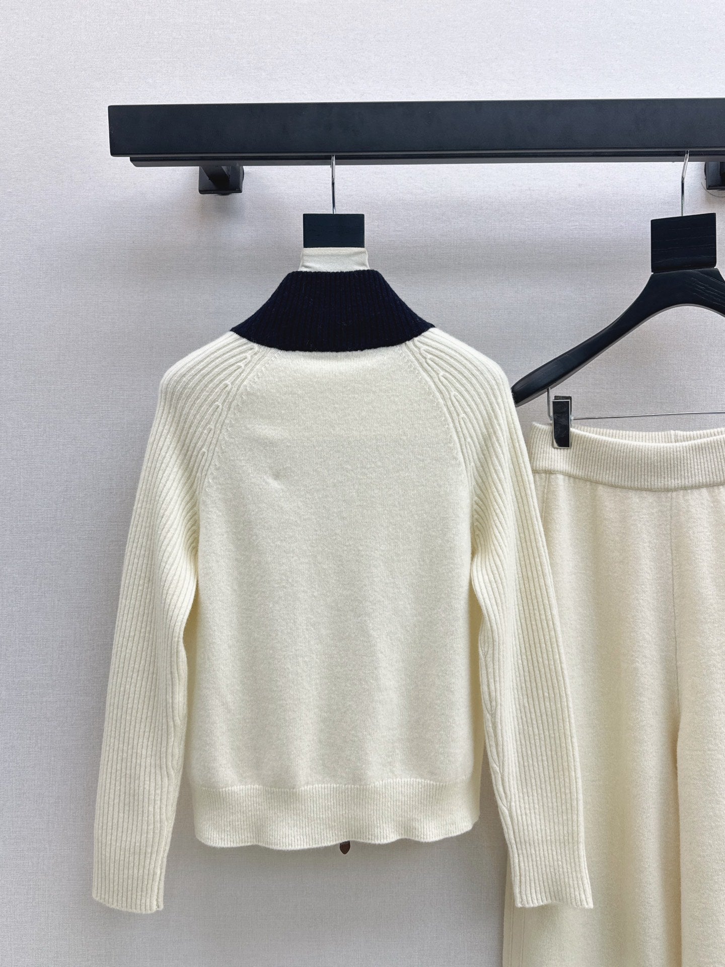 Loro 25fw knit jacket pants set