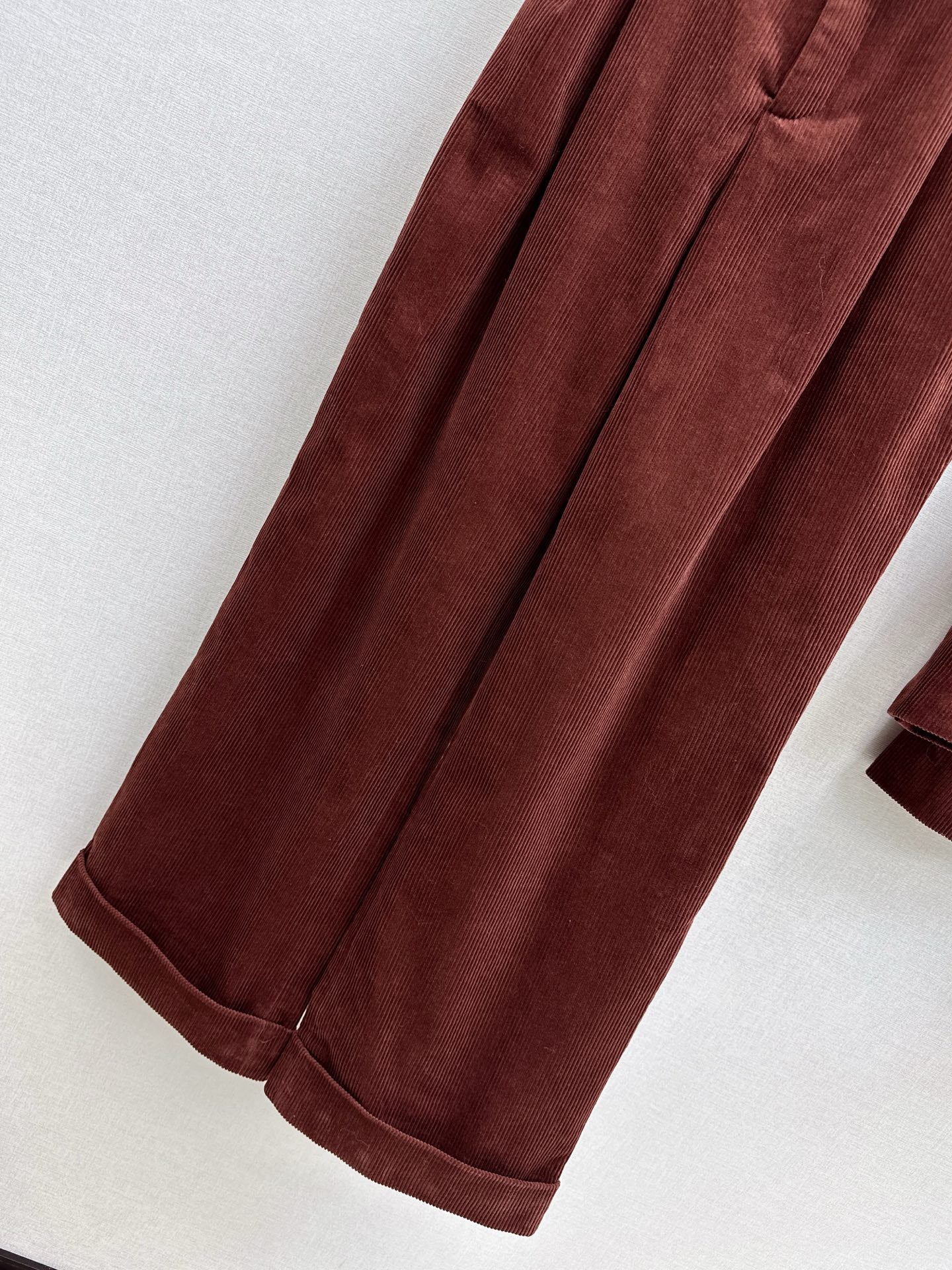 Brun 25fw corduroy pants