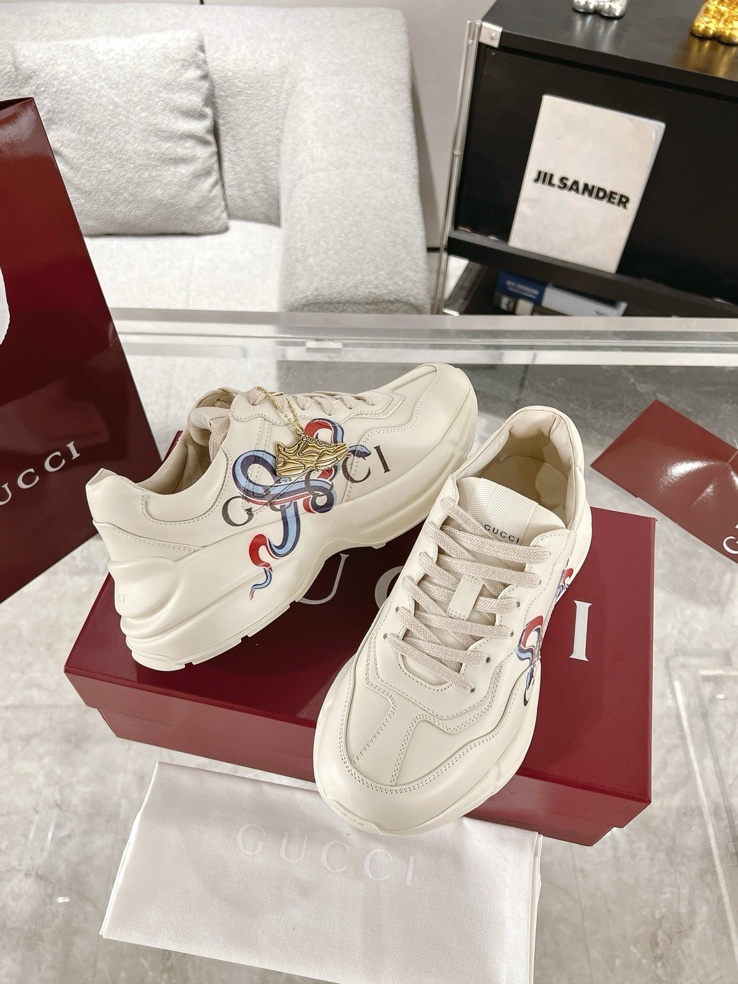 Gucc 25fw dad's shoes