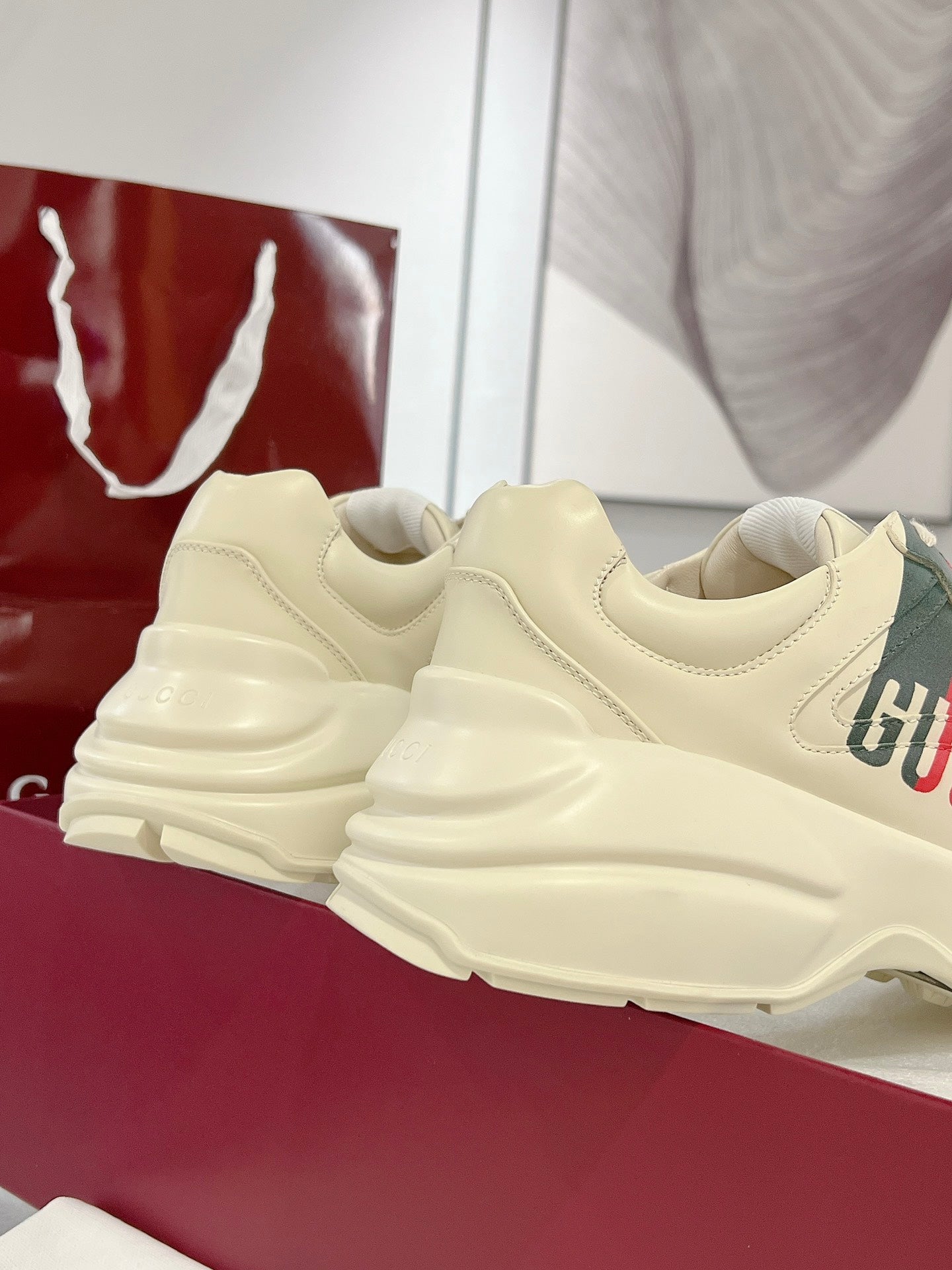 Gucc 25fw rhyton series dad's shoes