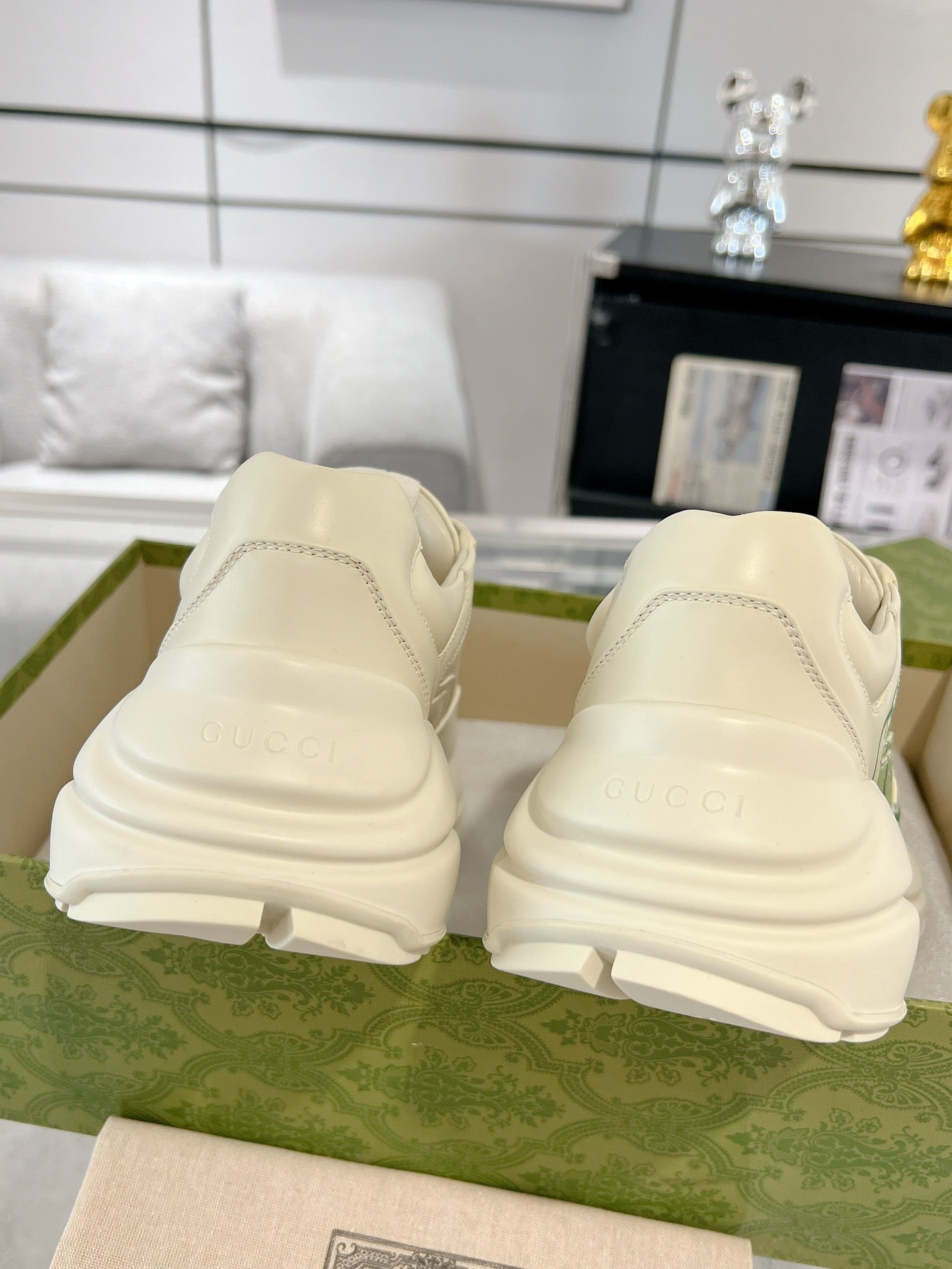 Gucc 25fw rhyton series dad's shoes