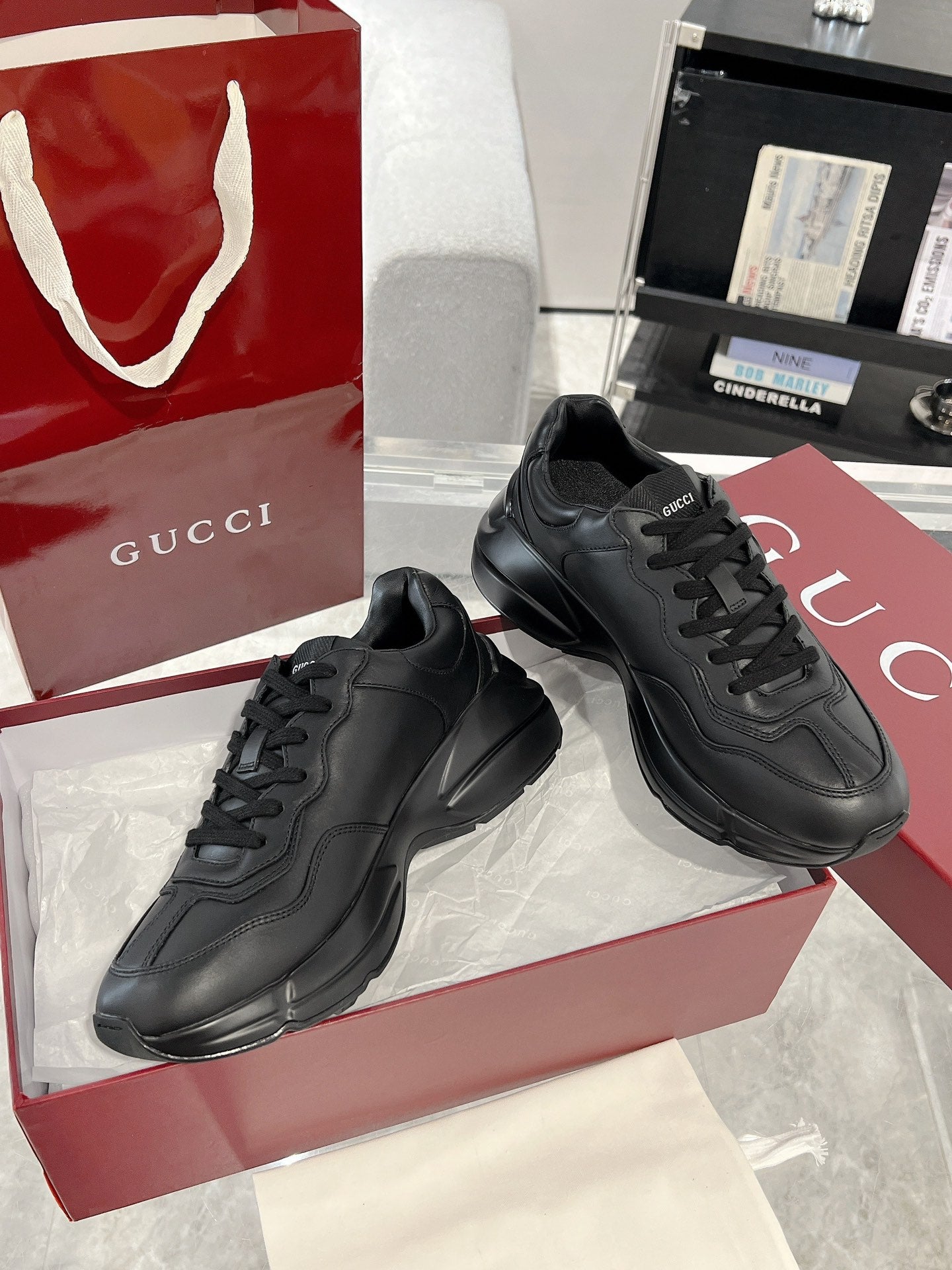 Gucc 25fw rhyton series dad's shoes