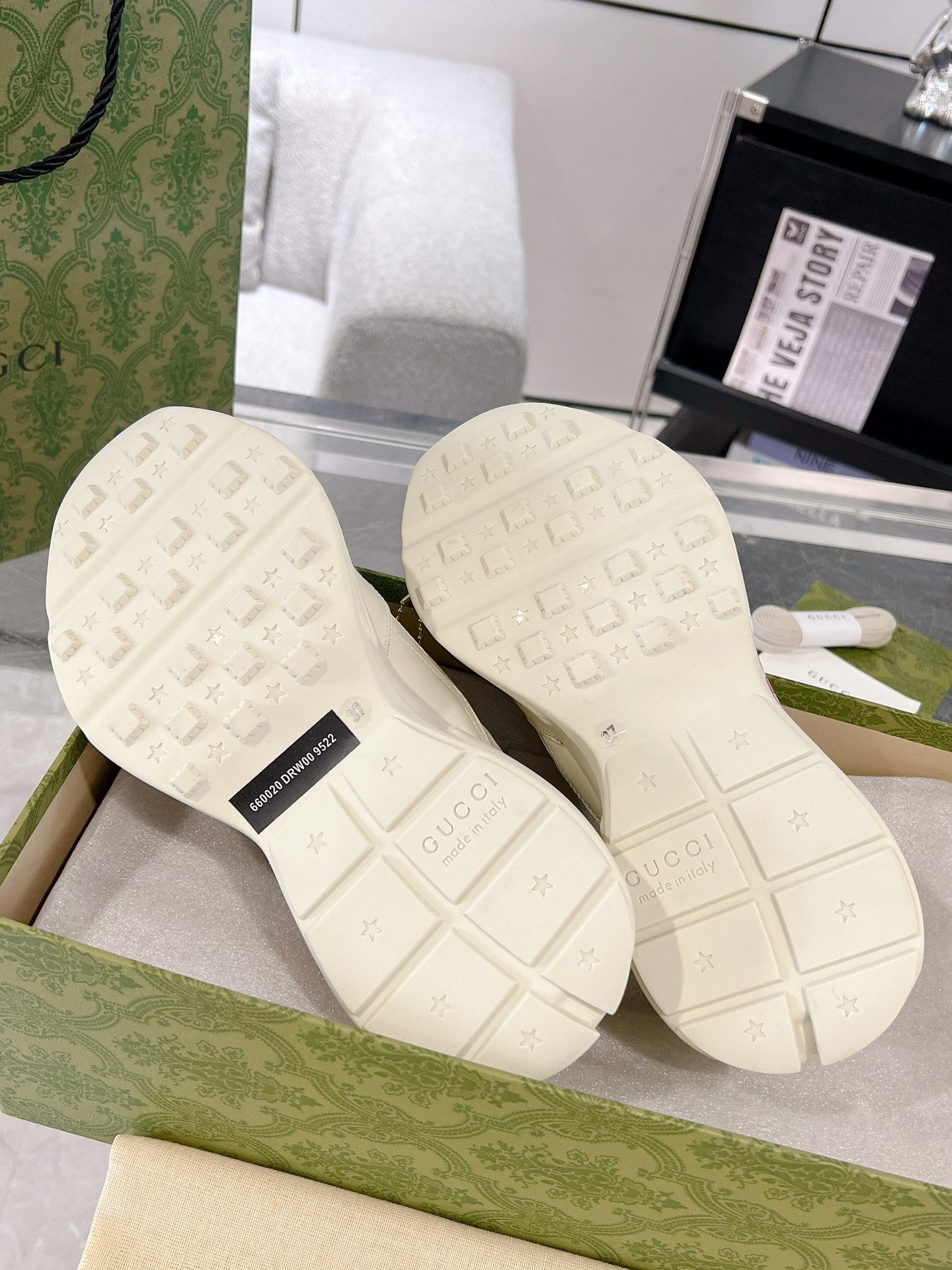 Gucc 25fw rhyton series dad's shoes