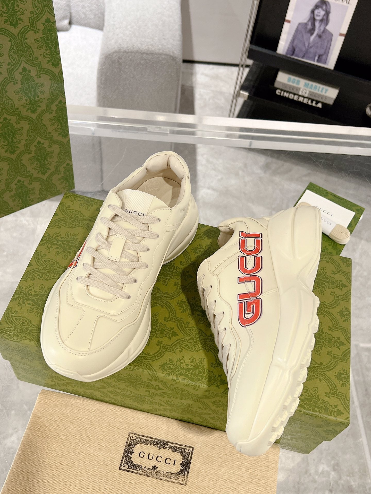 Gucc 25fw dad's shoes