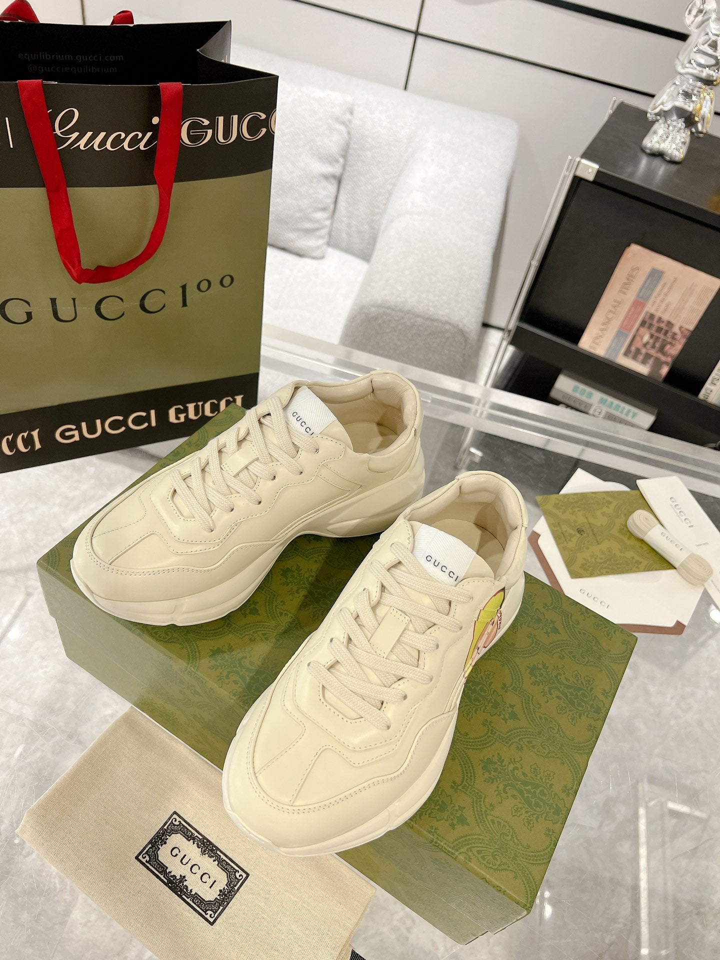 Gucc 25fw dad's shoes