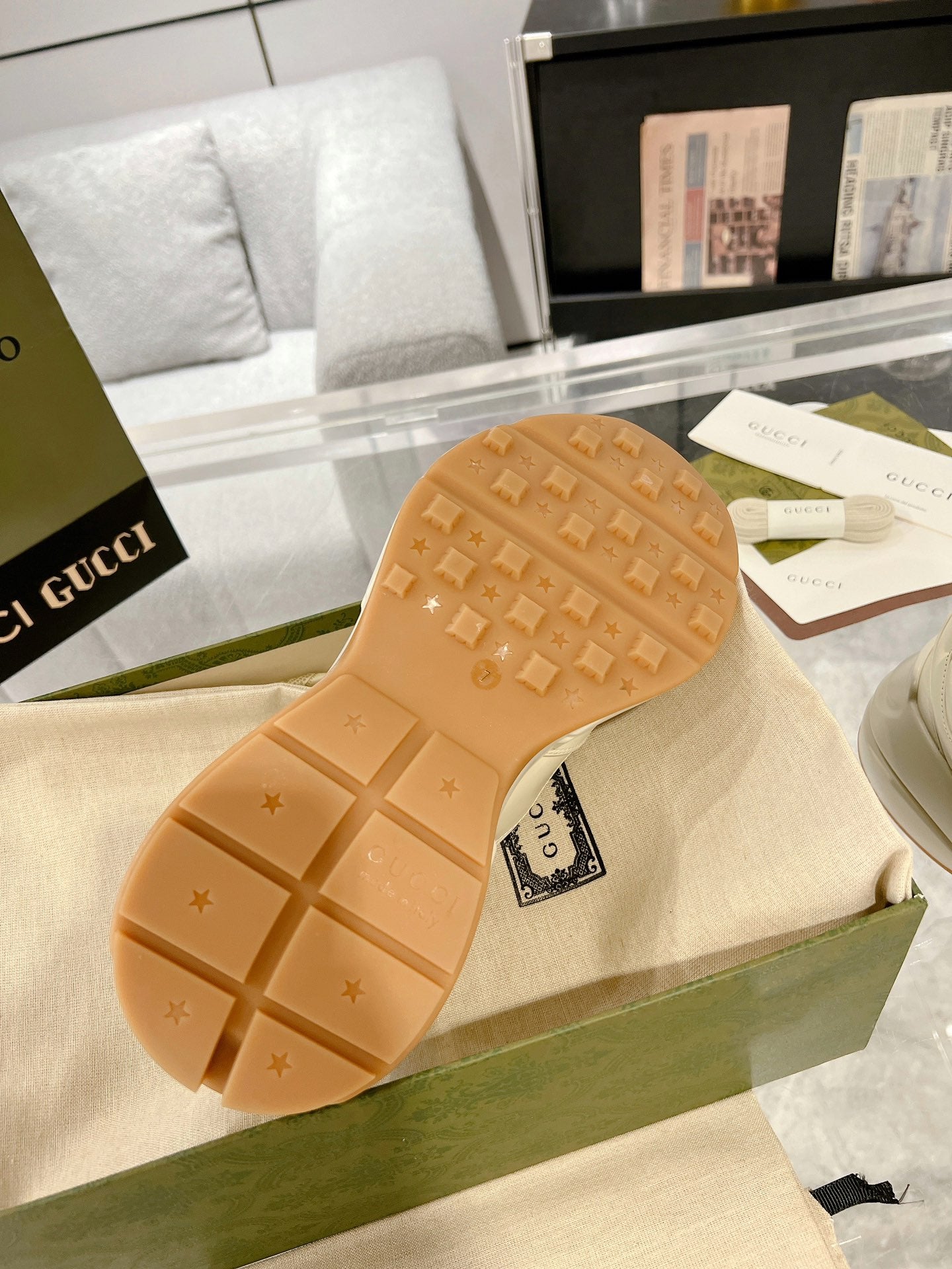 Gucc 25fw dad's shoes