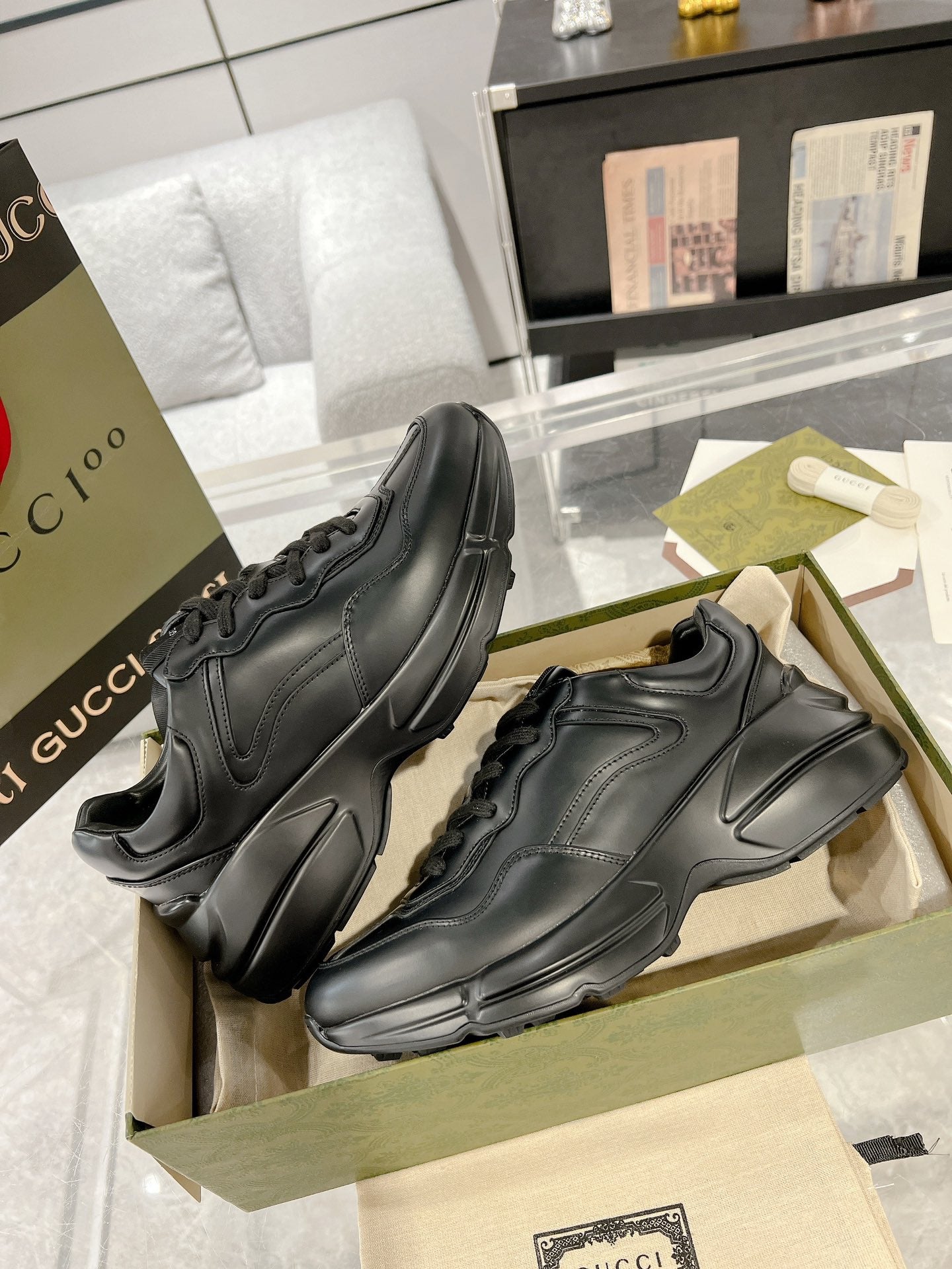 Gucc 25fw dad's shoes