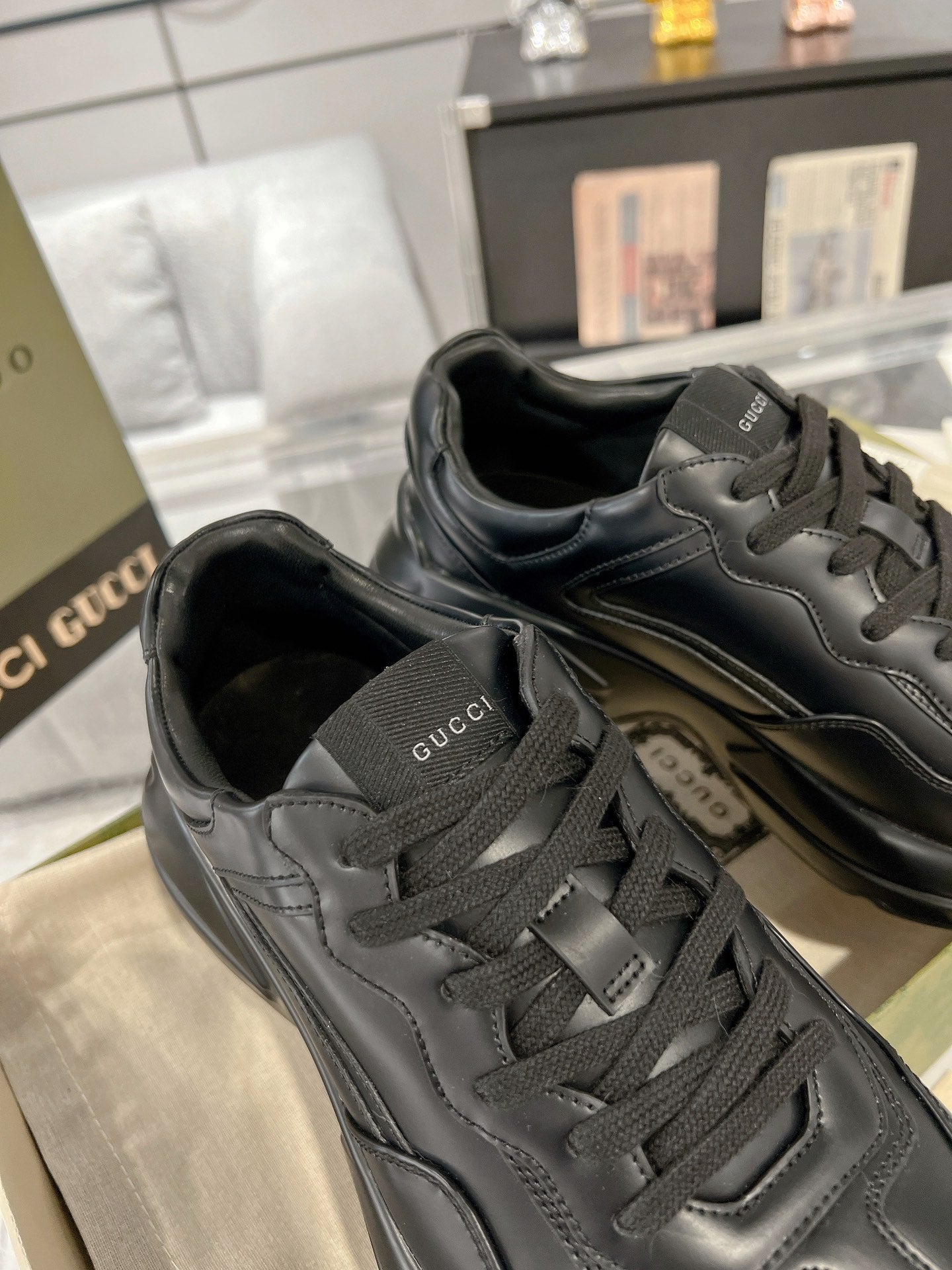 Gucc 25fw dad's shoes