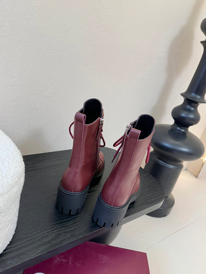 Gucc 25fw combat boots