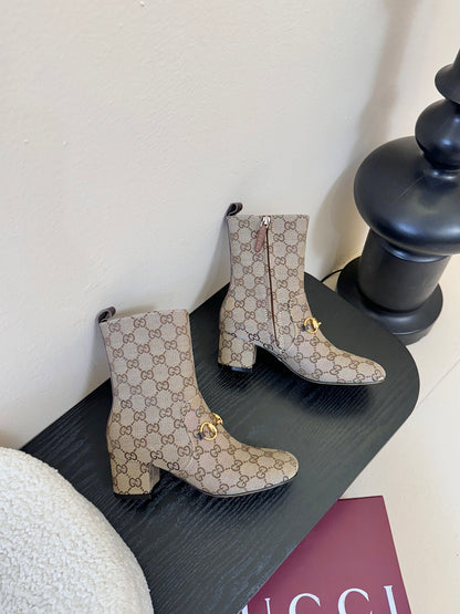 Gucc 25fw ankle boots