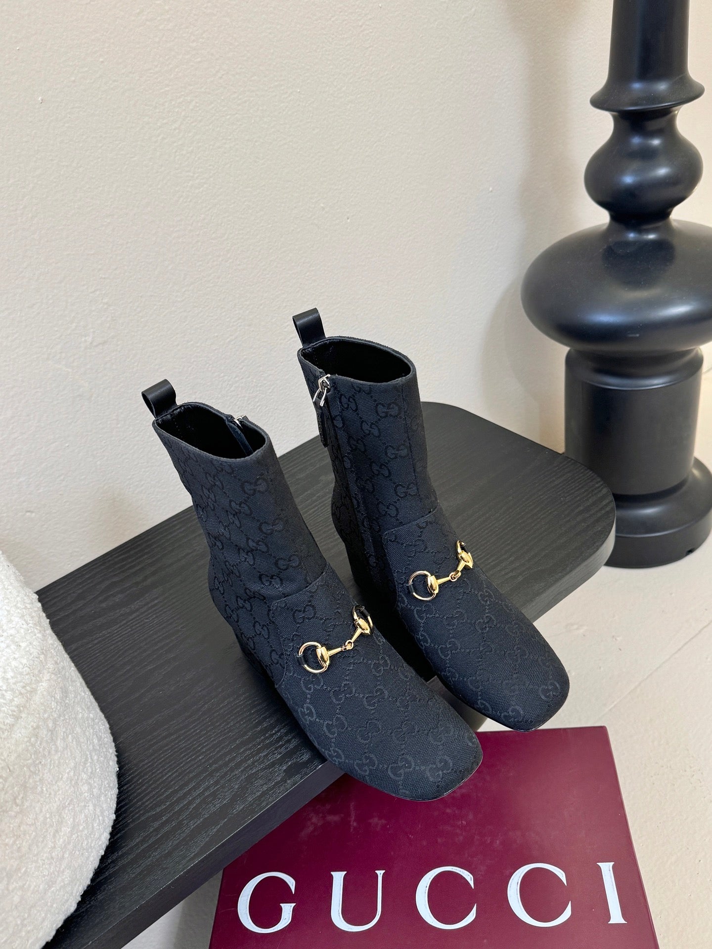 Gucc 25fw ankle boots