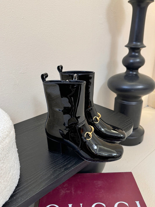 Gucc 25fw ankle boots
