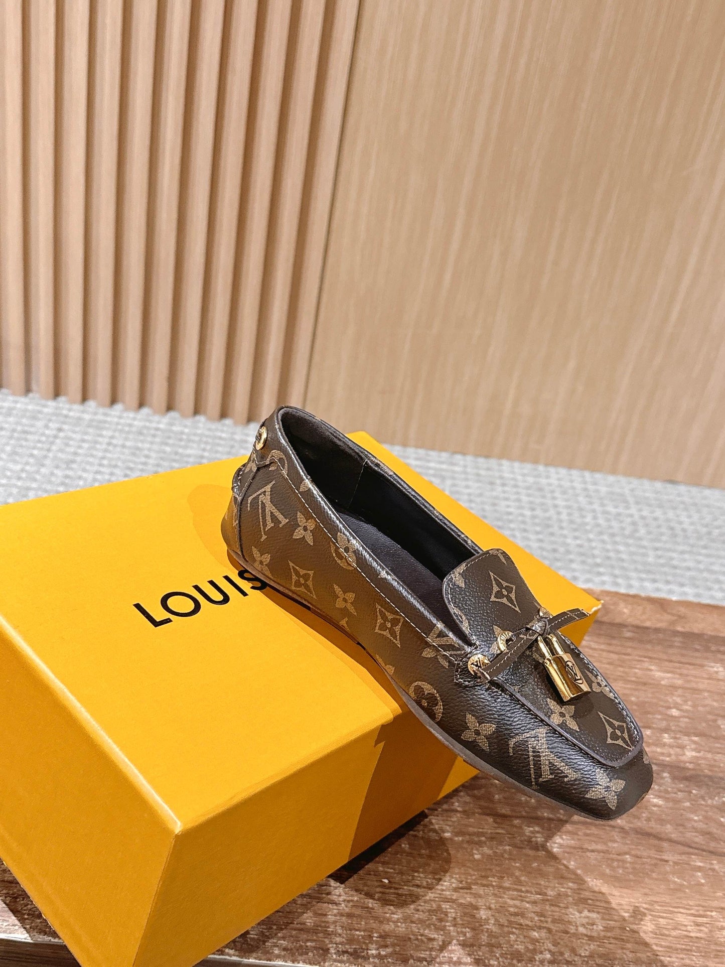 Louis 25fw loafer shoeas